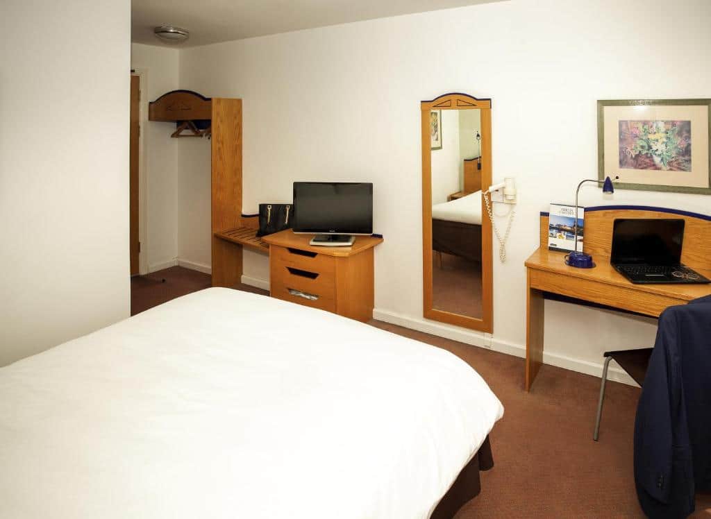ibis Preston North