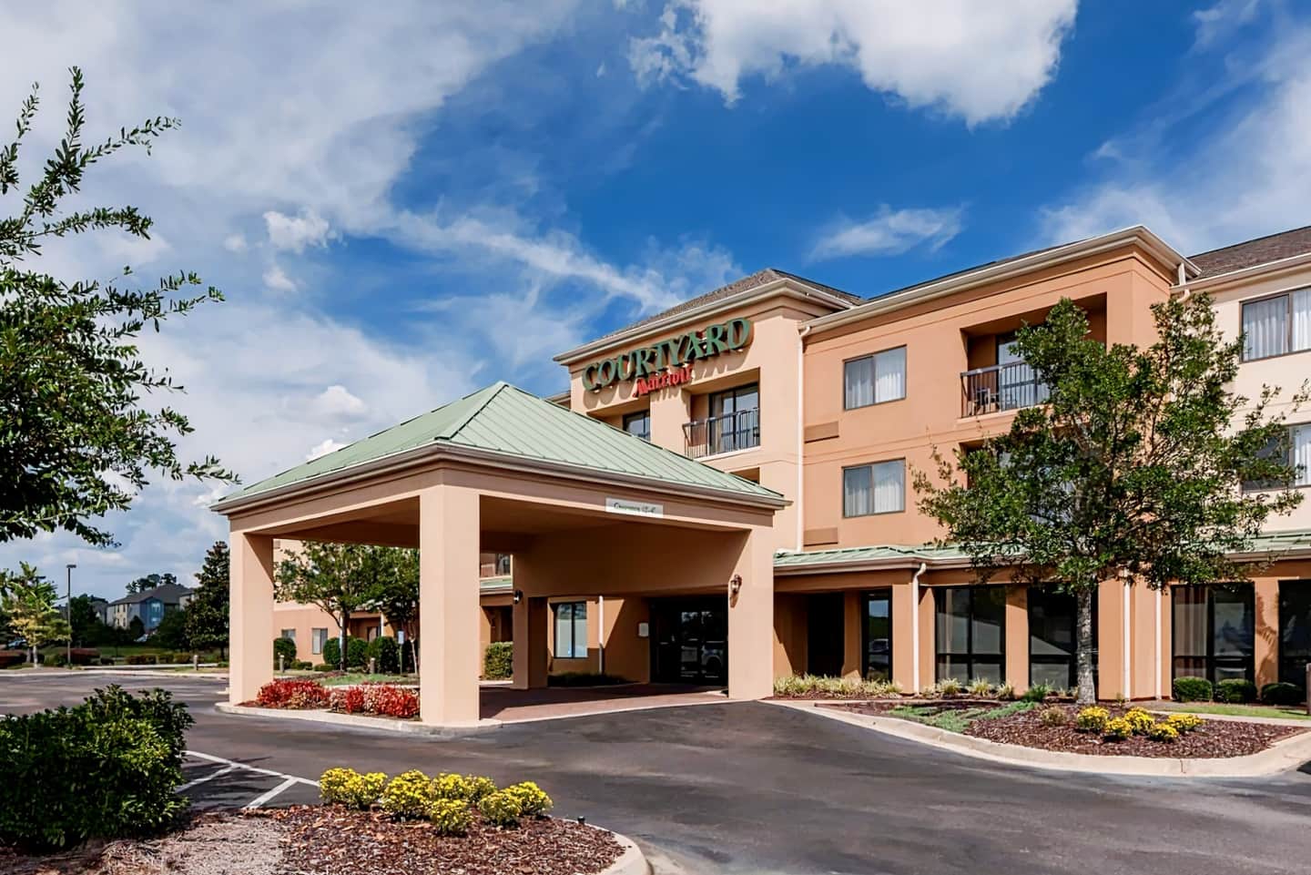 Courtyard Hattiesburg