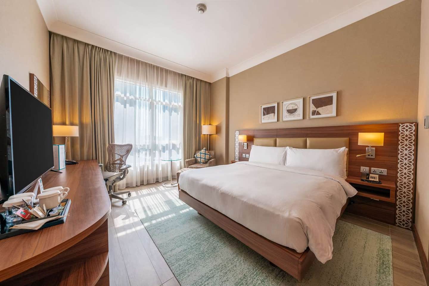 Hilton Garden Inn Dubai Jumeirah