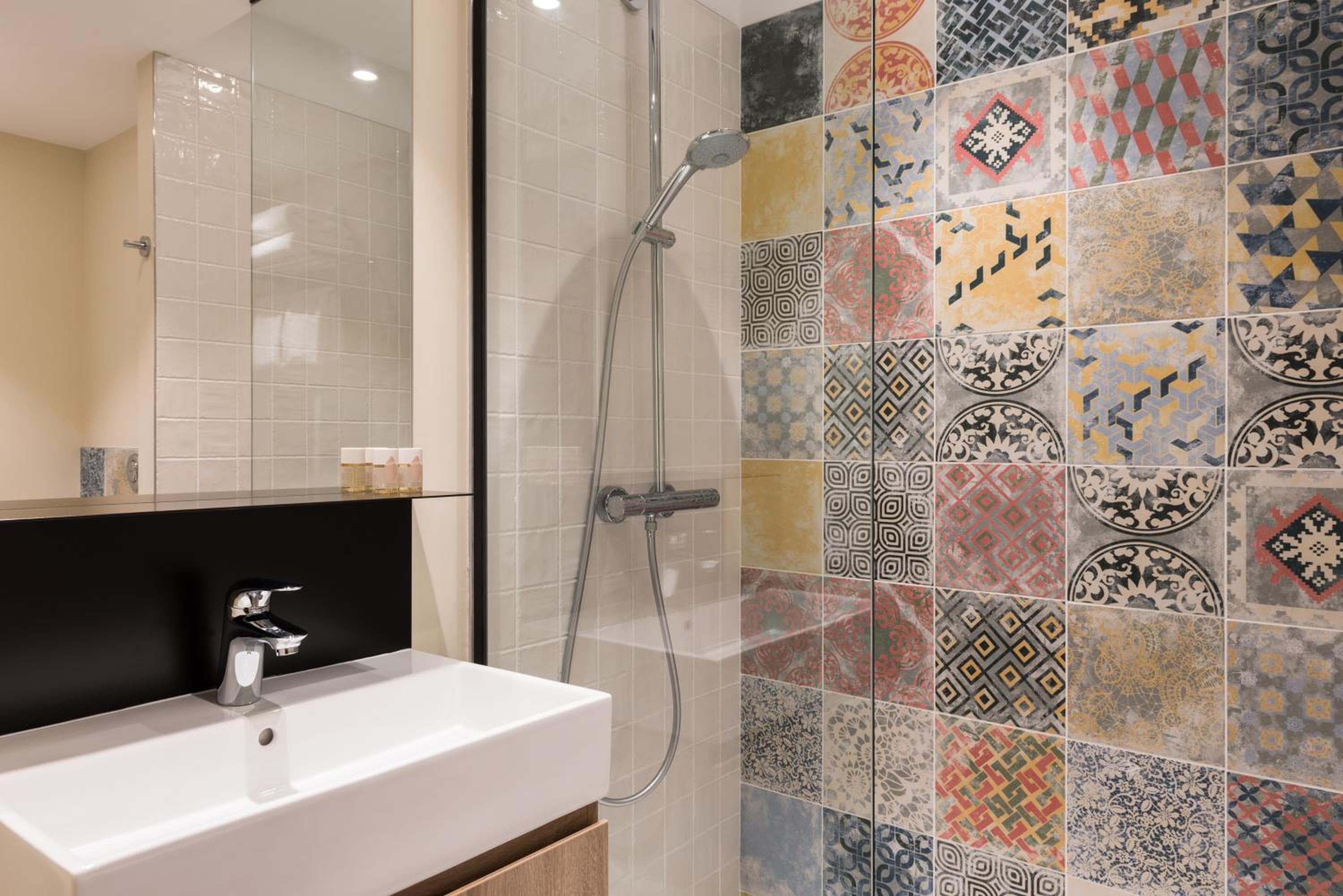 The Originals Boutique, Hôtel Maison Montmartre Paris Les Puces