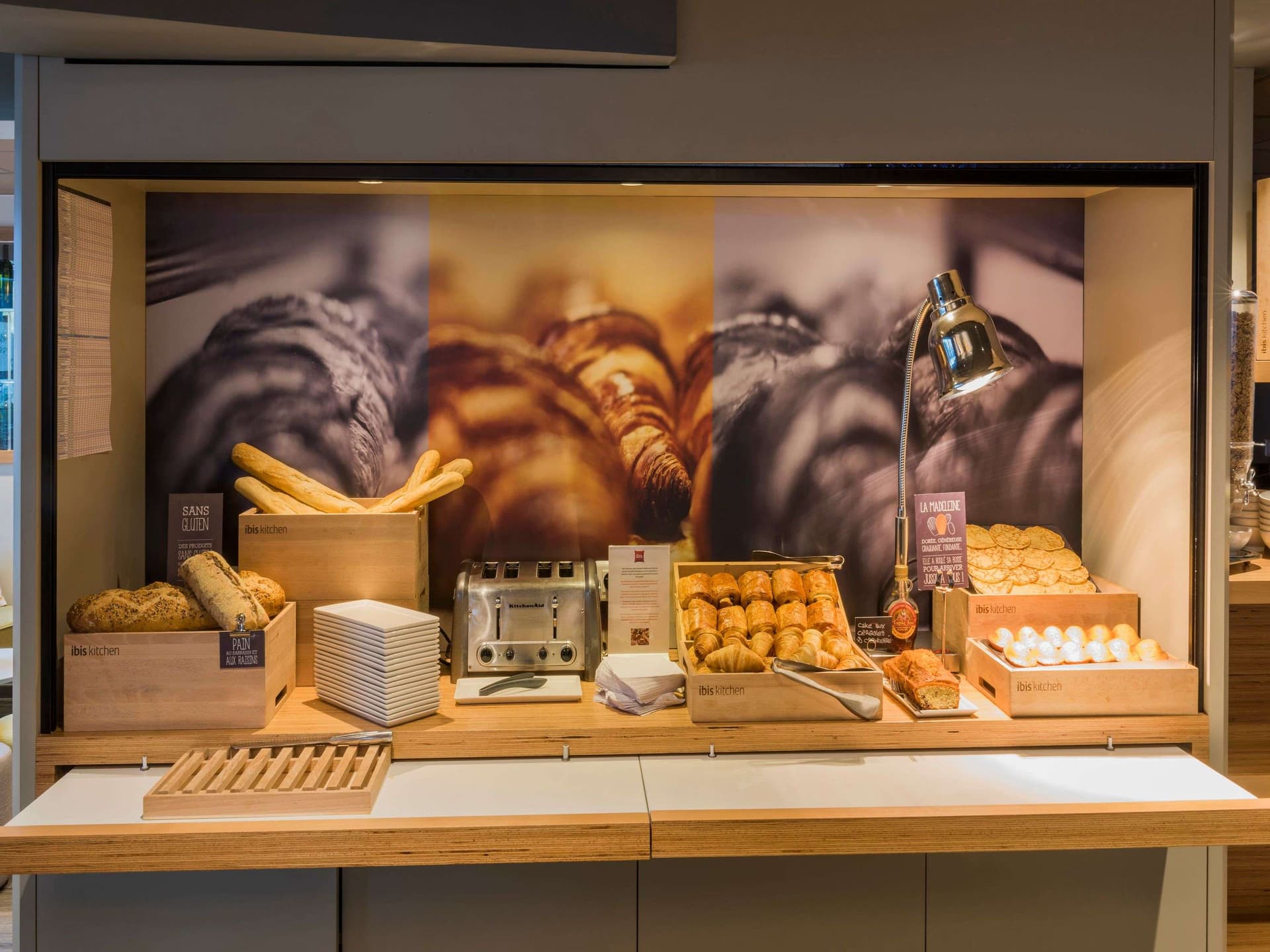ibis Tours North