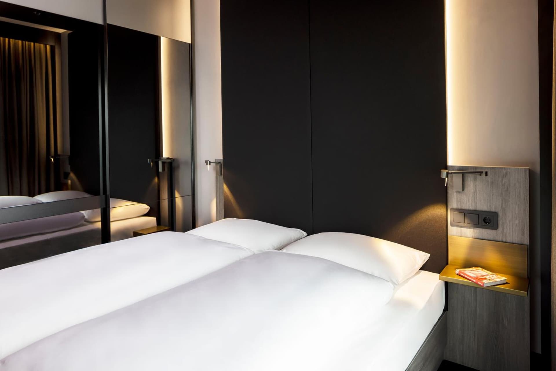 AMANO East Side