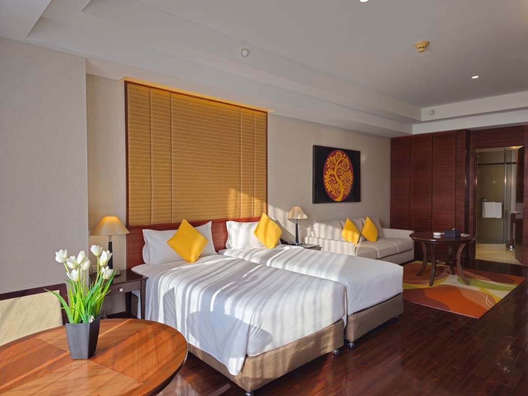 Column Bangkok Hotel