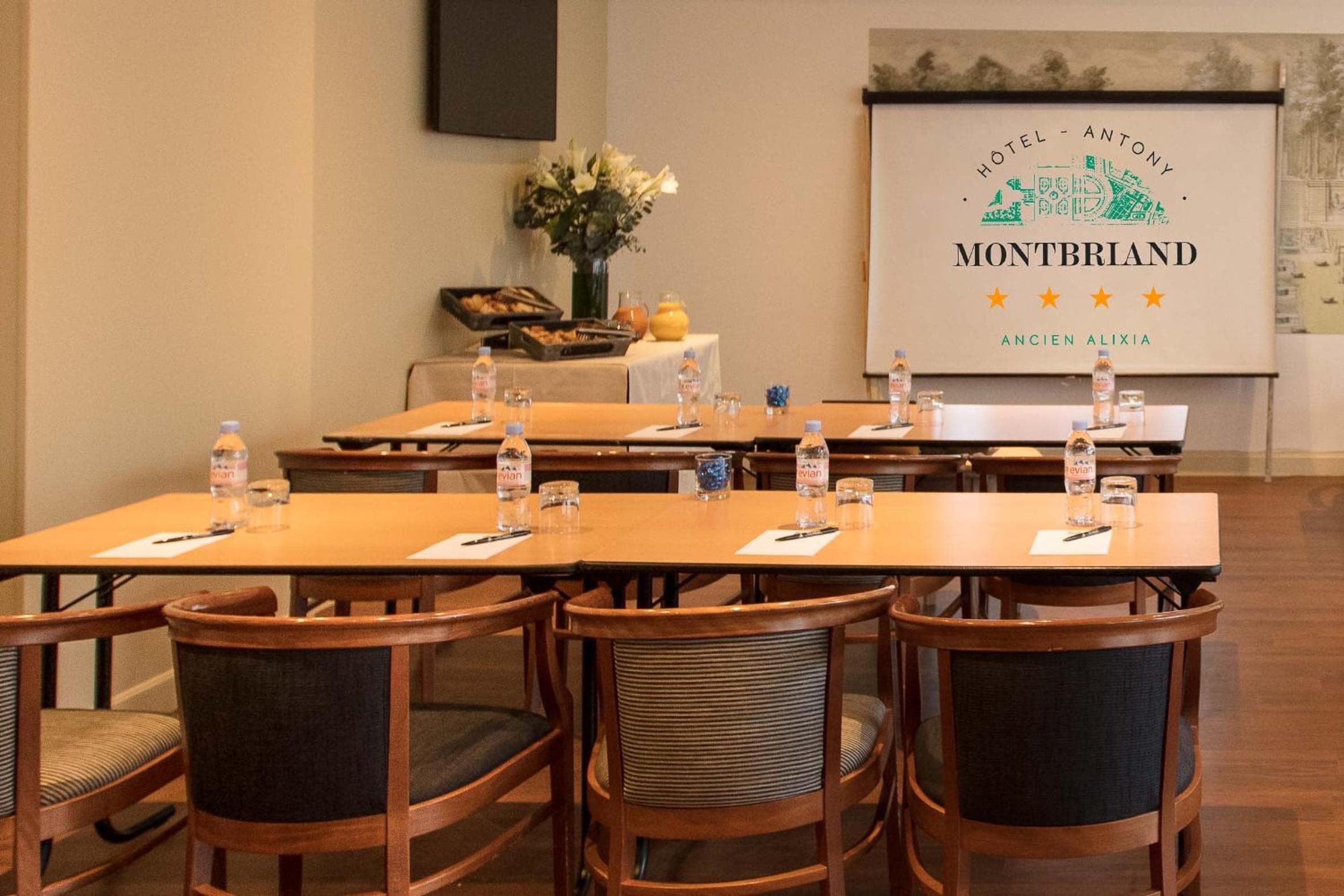 Hôtel Montbriand Antony