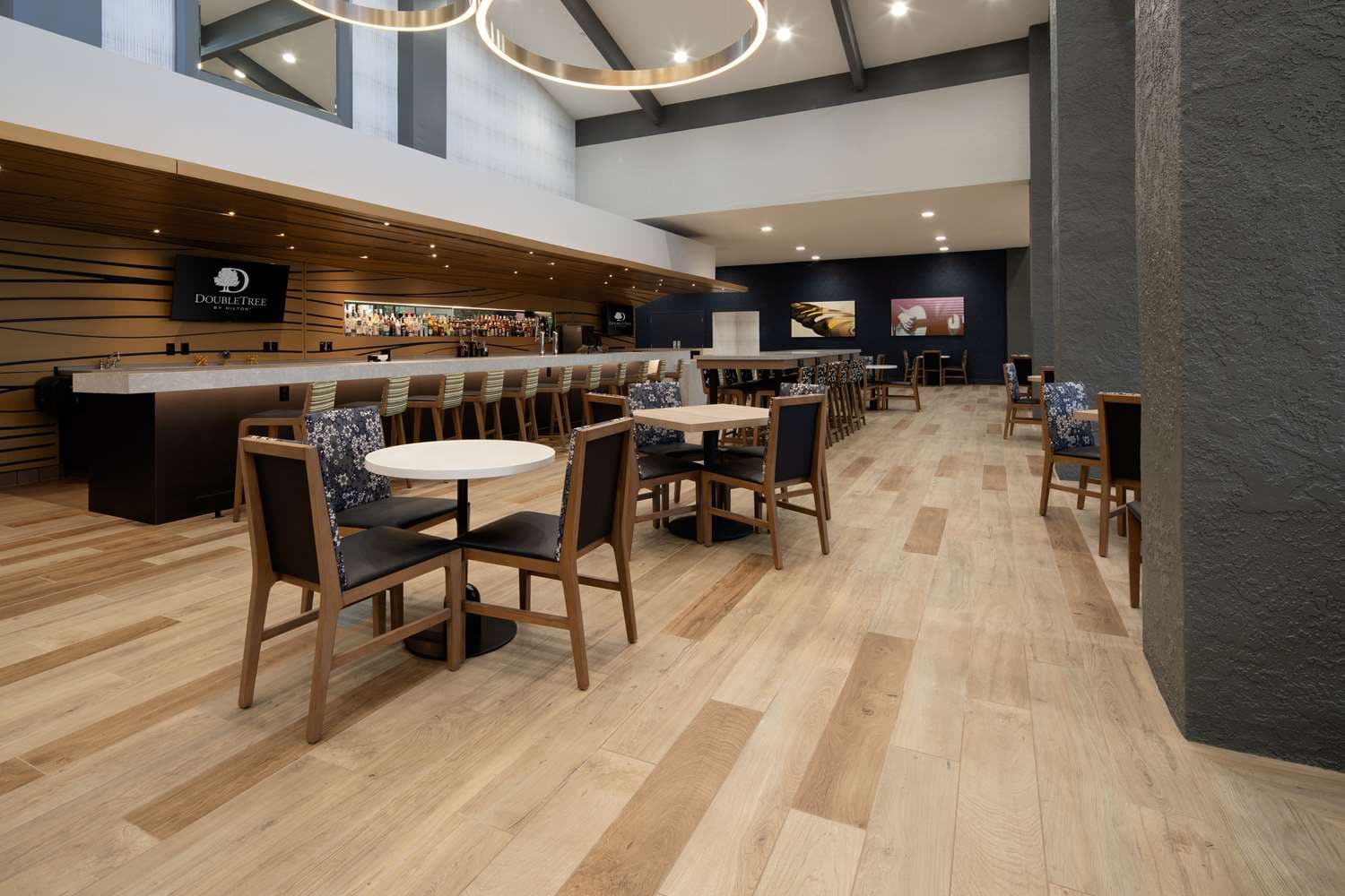 DoubleTree by Hilton Bakersfield
