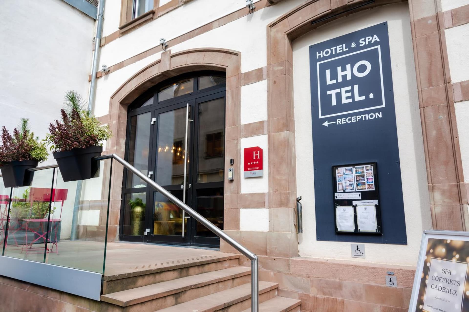 L' Hôtel & Spa Ribeauville-proche Colmar & Haut Koenigsbourg