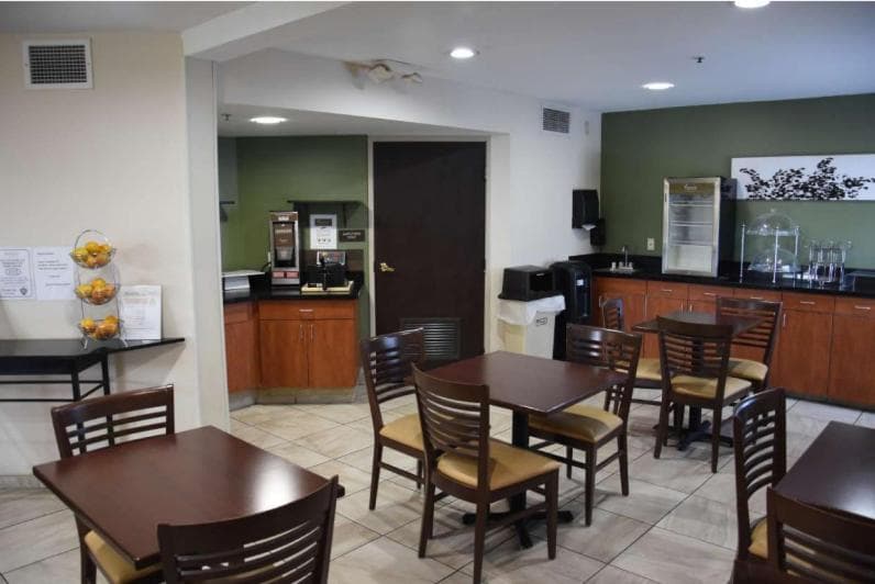 Sky Harbor Airport Inn