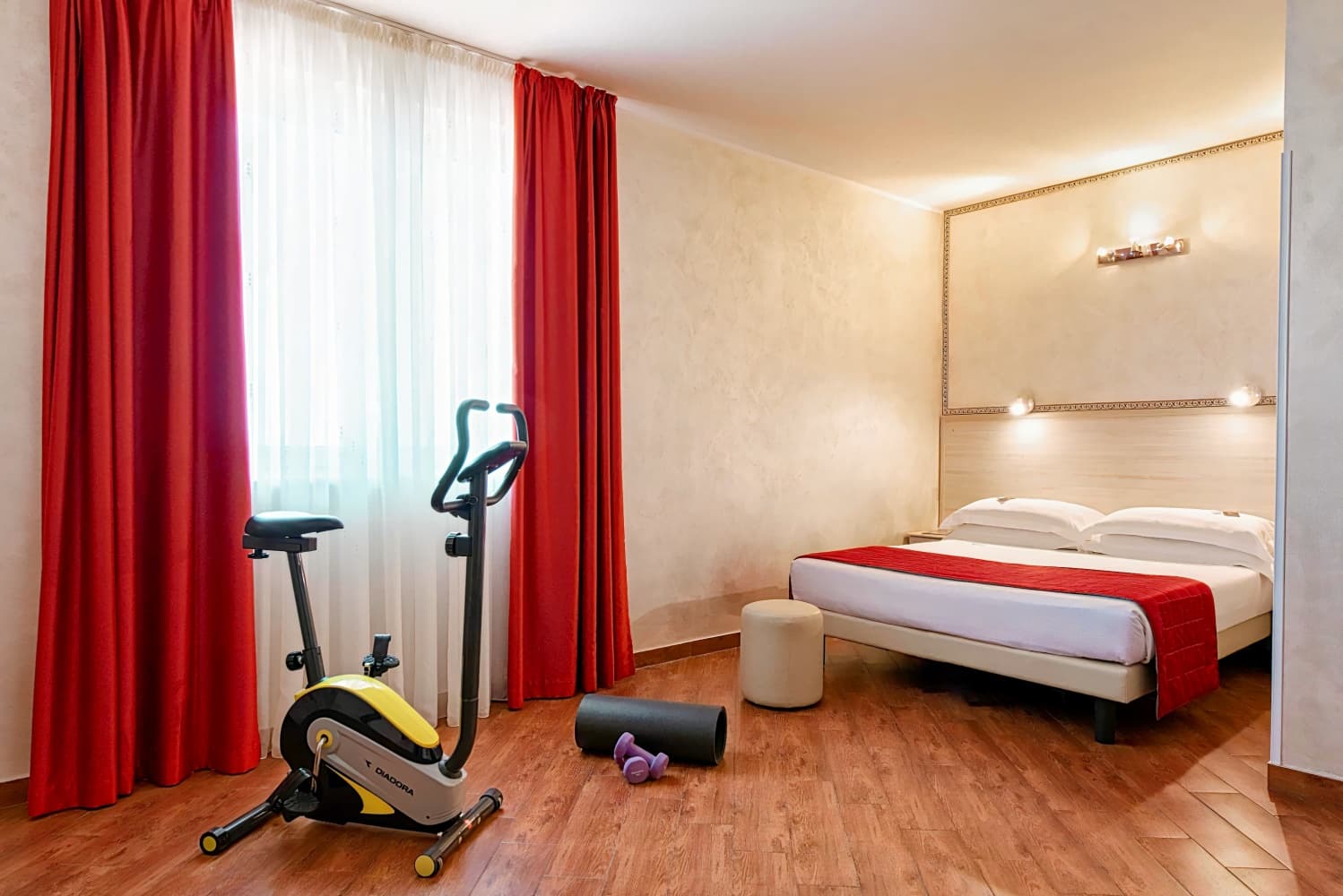Simon Hotel Pomezia