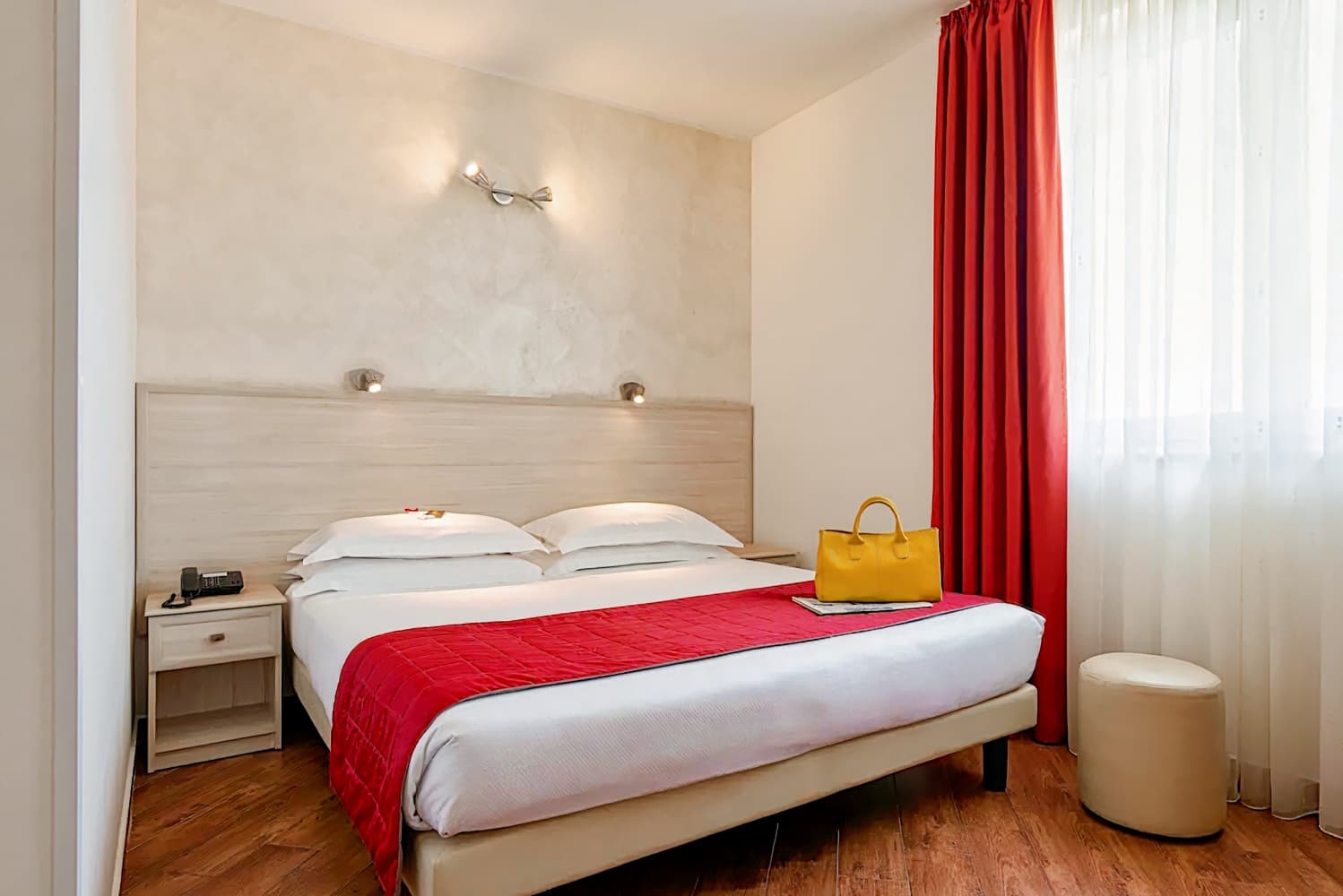 Simon Hotel Pomezia