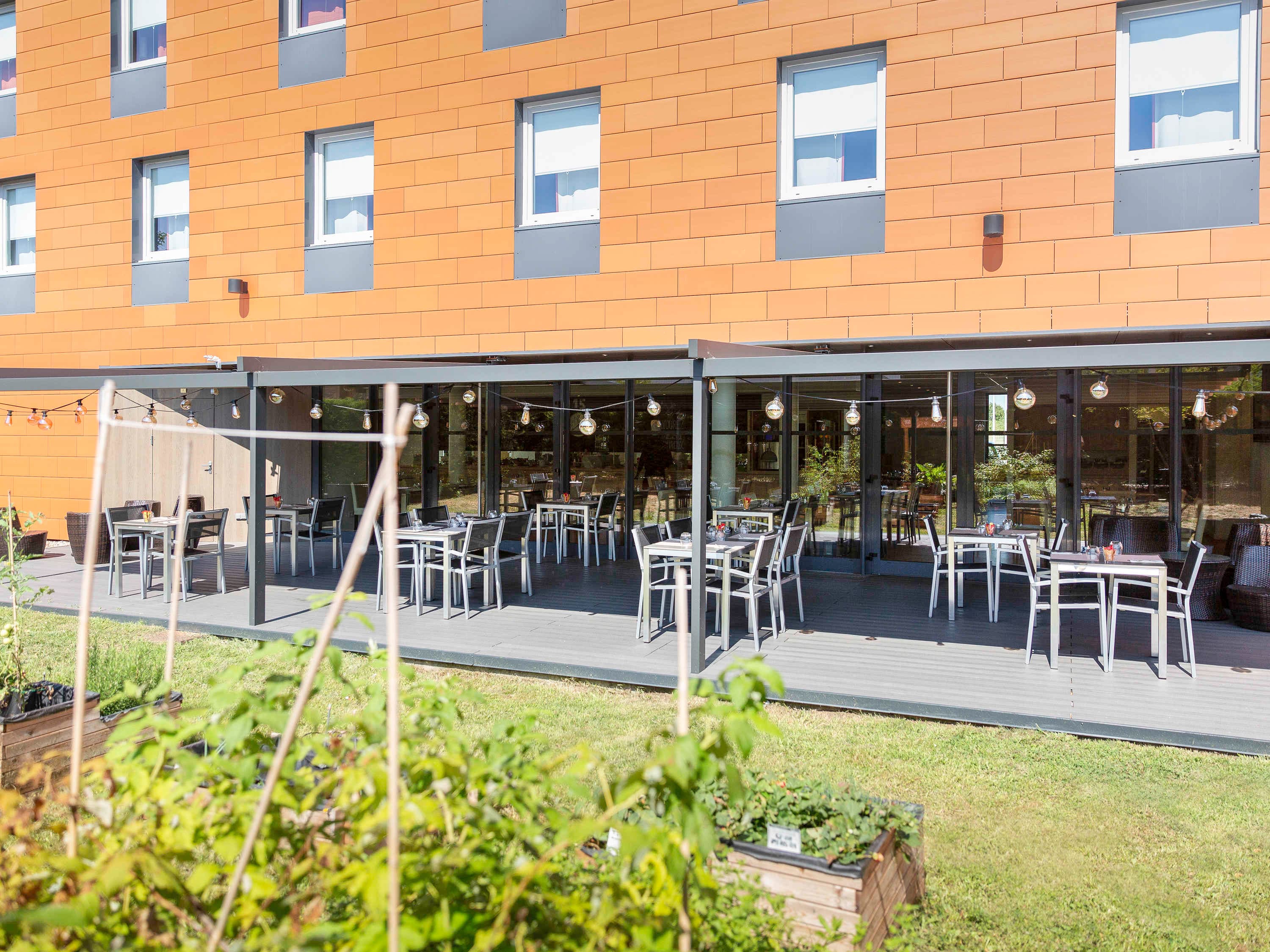 Hôtel ibis Lyon Est Chaponnay