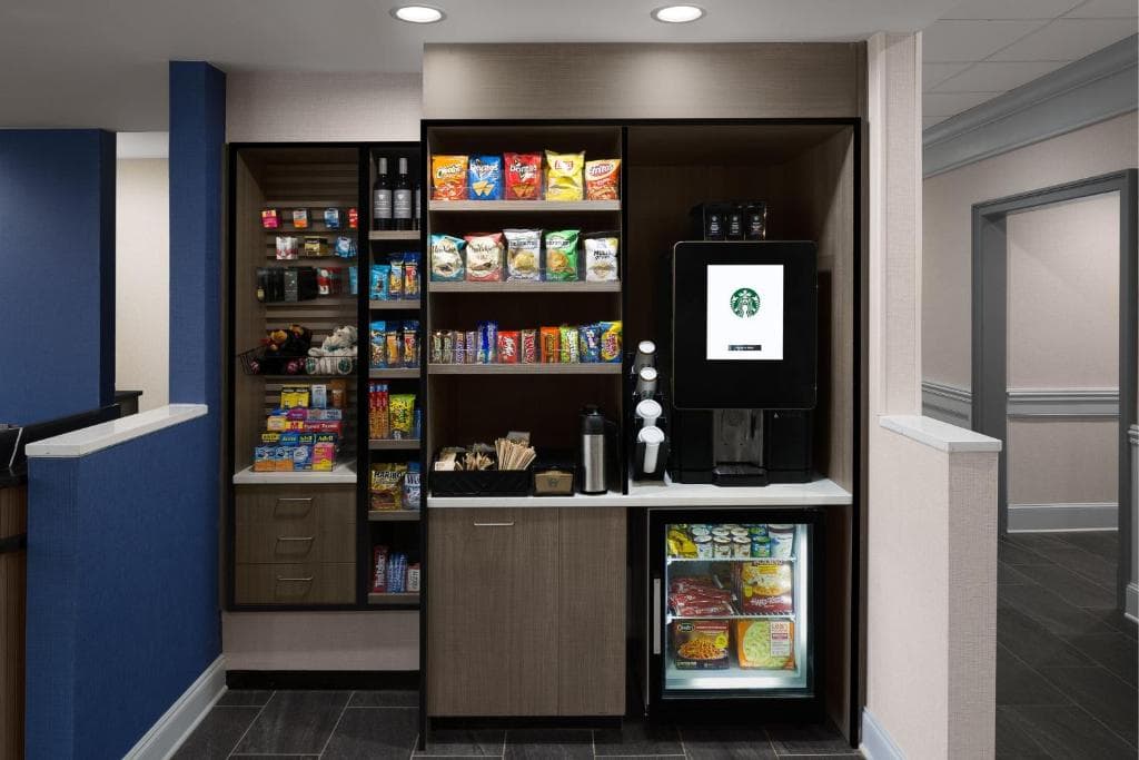 Courtyard New Haven at Yale