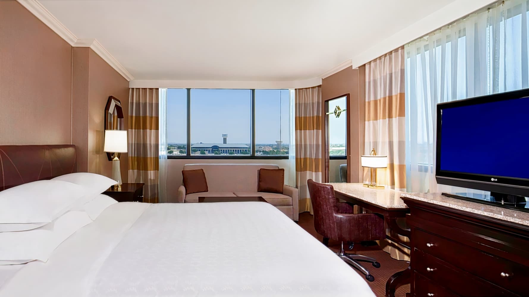 Sheraton DFW Airport Hotel
