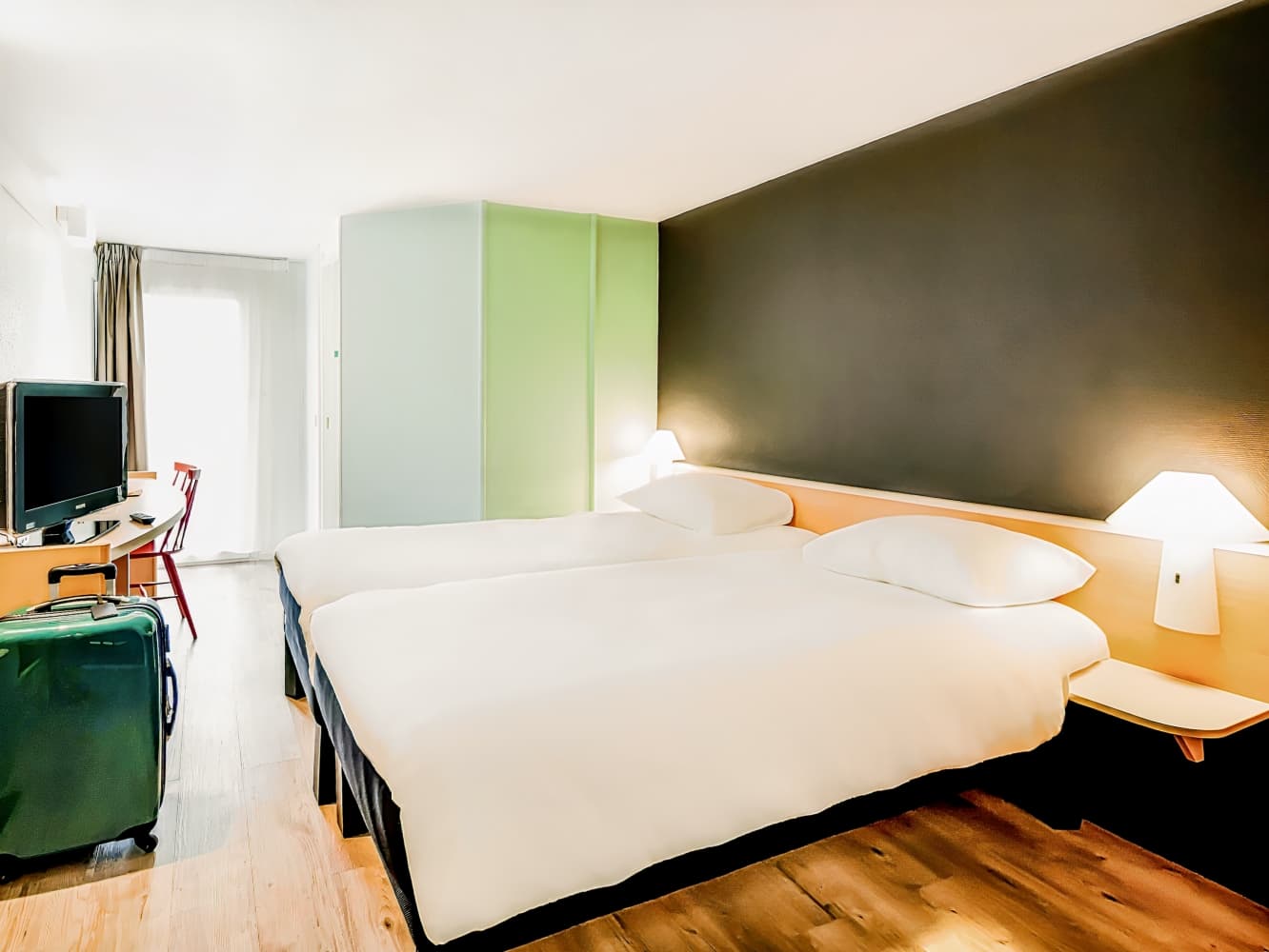 ibis Brest Kergaradec Aéroport