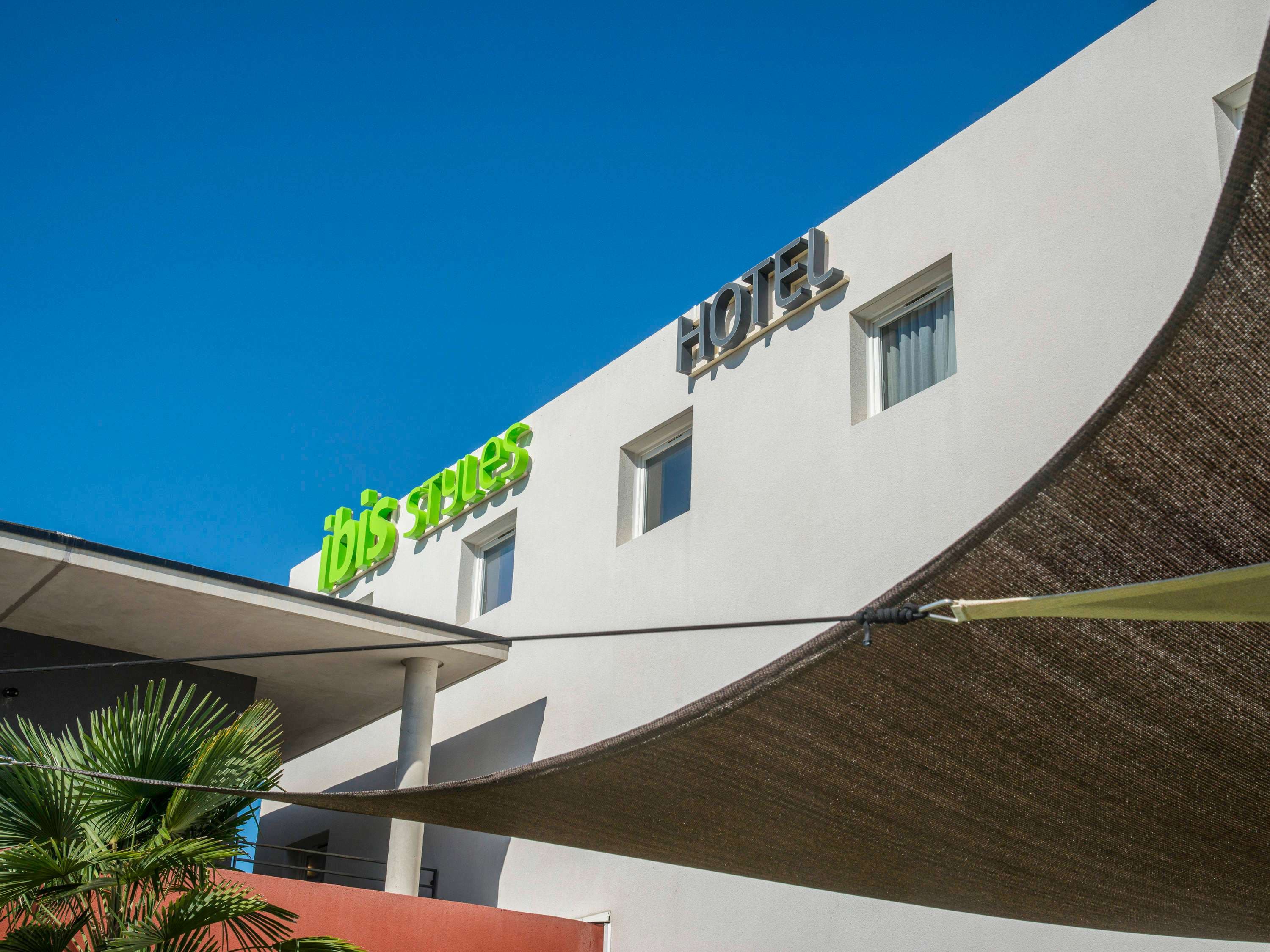 ibis Styles Pertuis Portes du Luberon