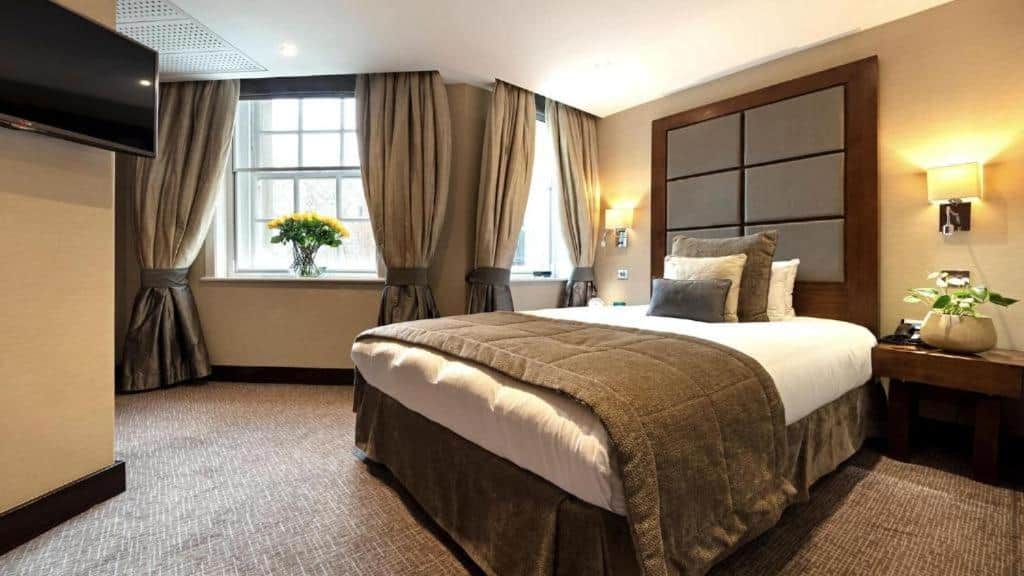 The Wellington by Blue Orchid Hospitality
