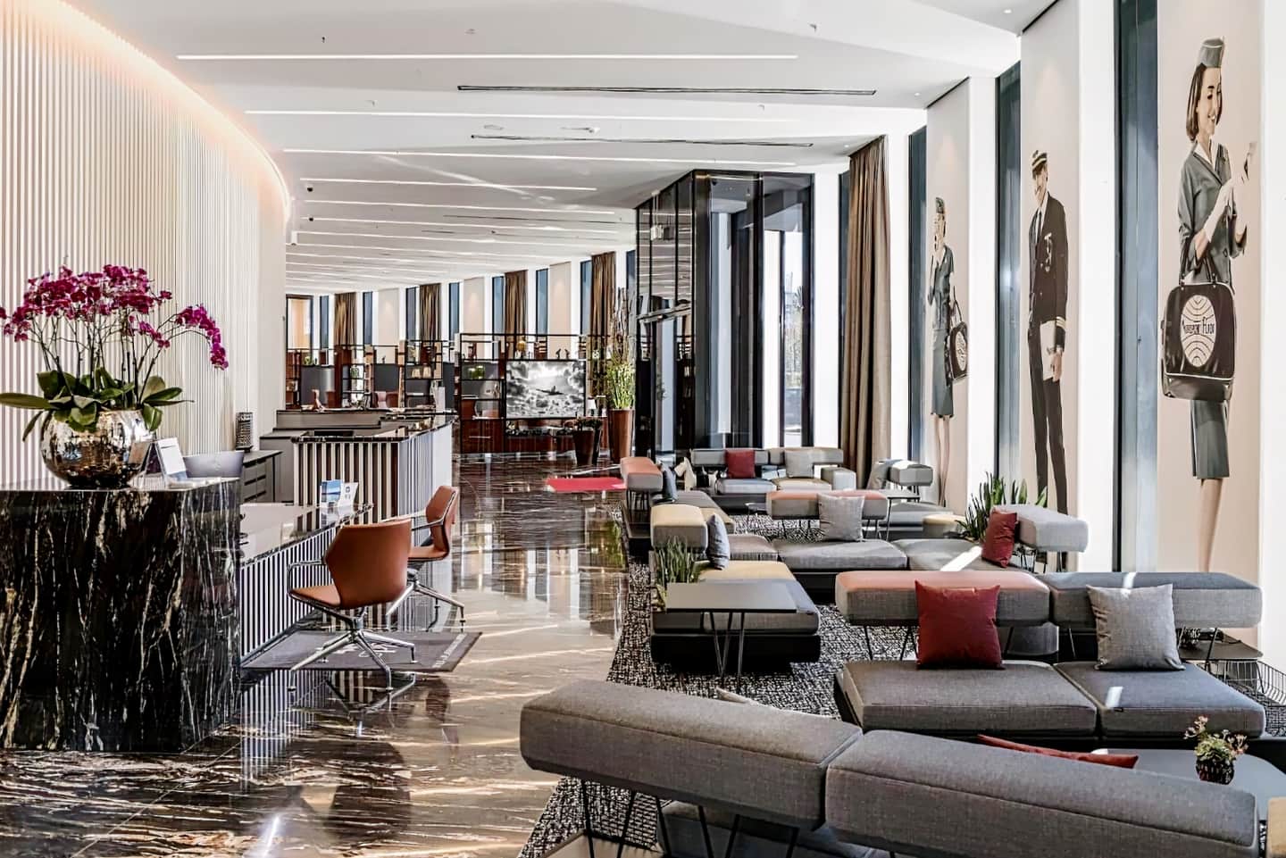 Airport Plaza Hotel
