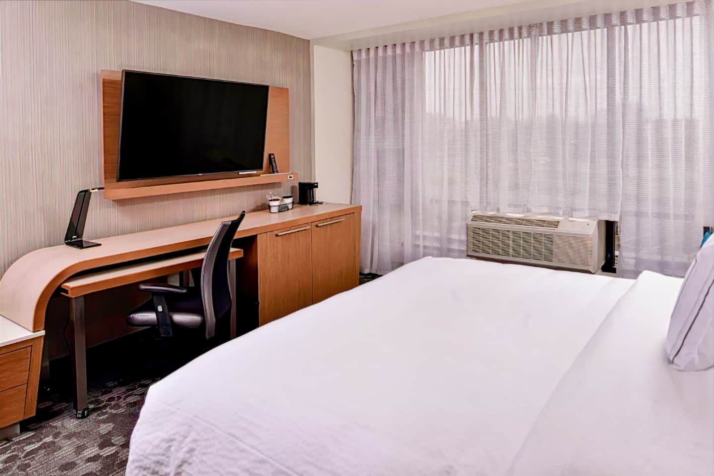 Courtyard by Marriott Edina Bloomington