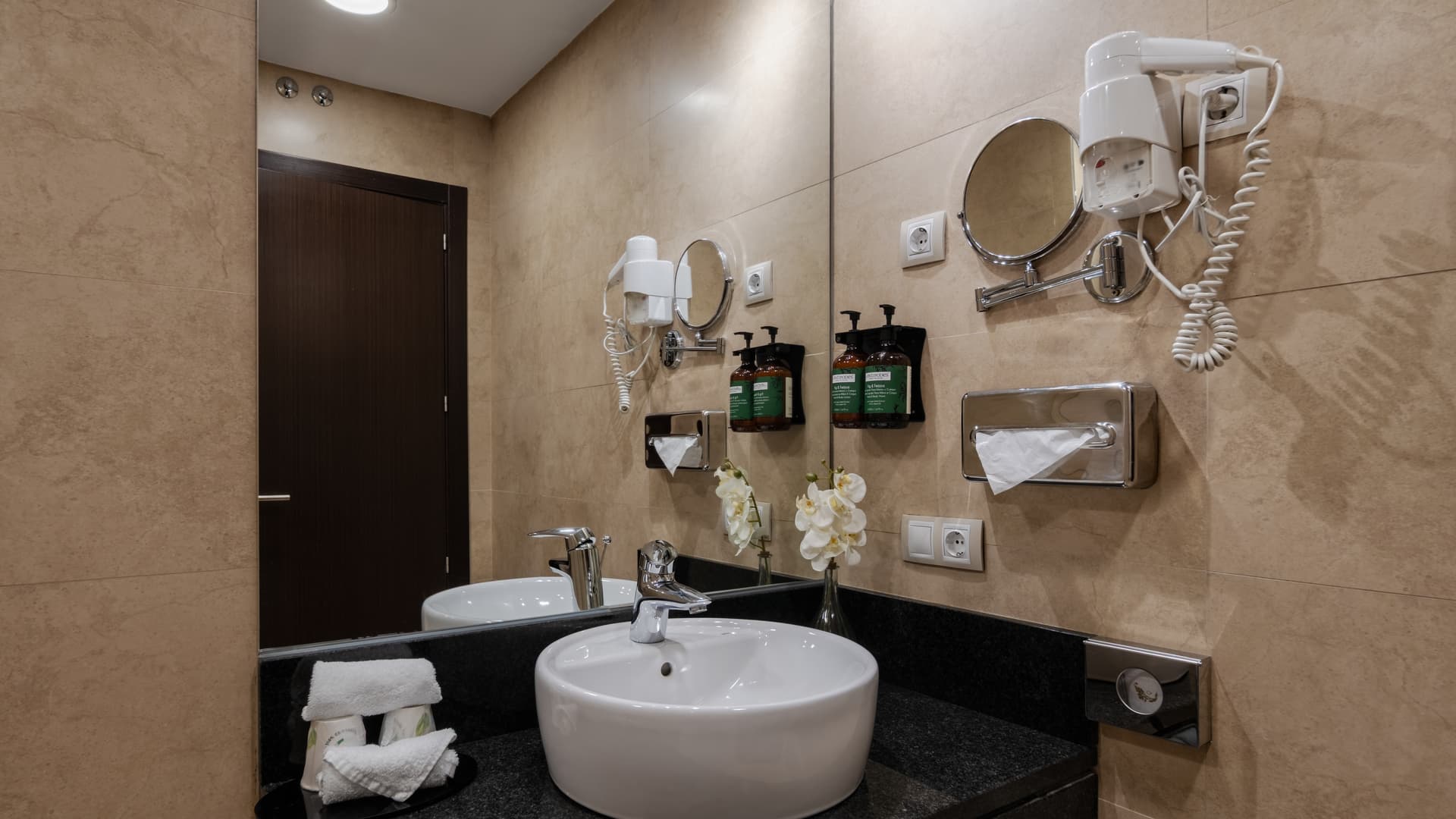 Crowne Plaza Madrid Airport, an IHG Hotel