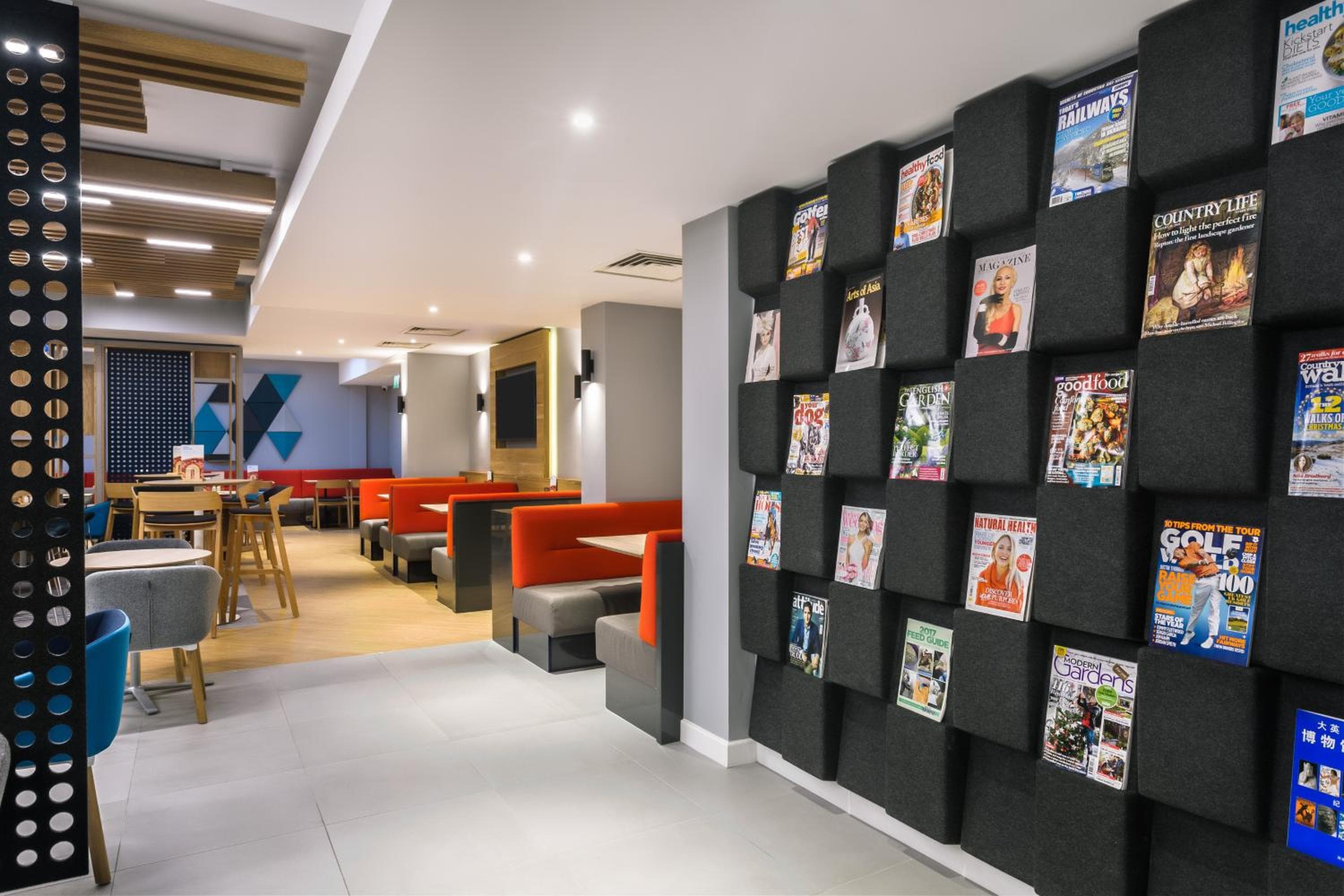 Holiday Inn Express London - Watford Junction, an IHG Hotel