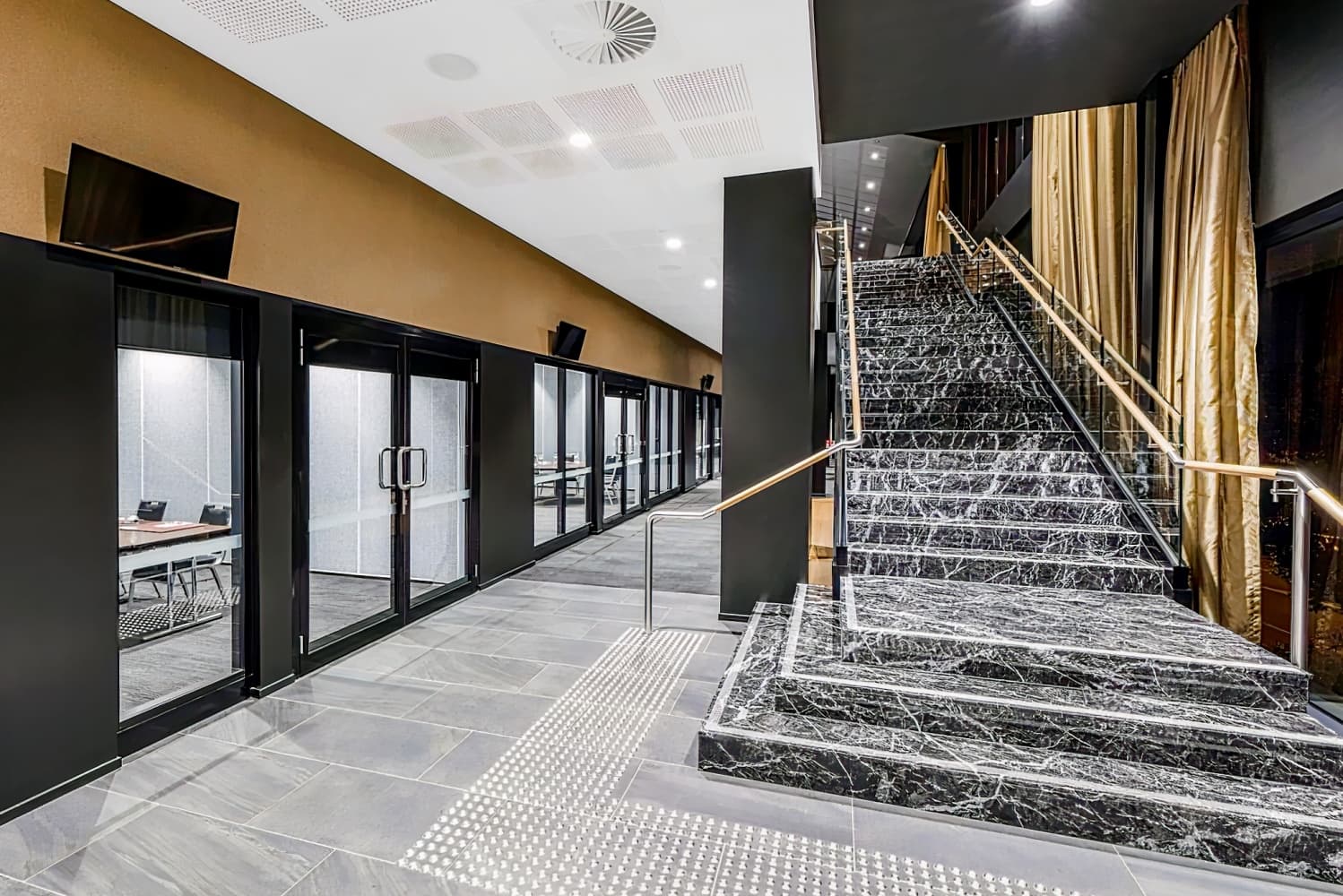 Hotel Grand Chancellor Brisbane