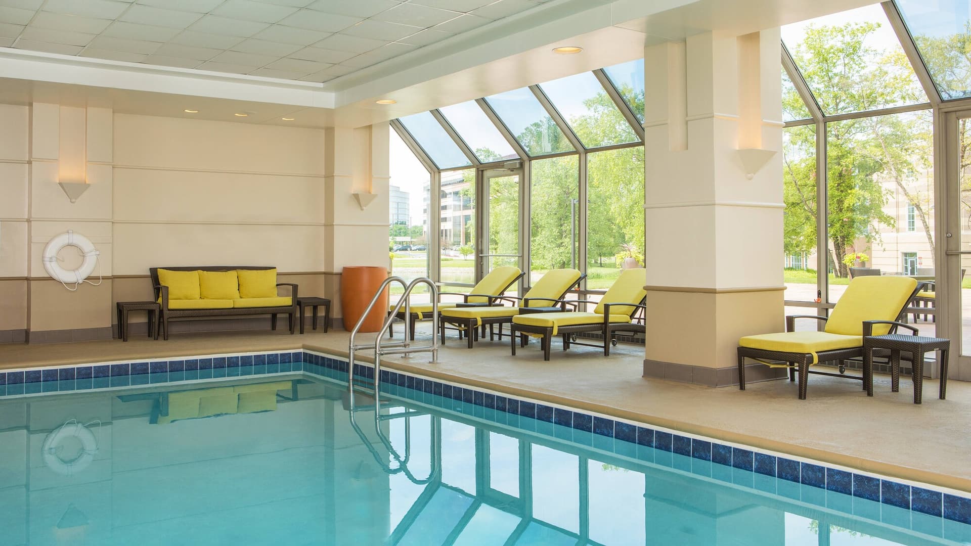 Sheraton Suites Chicago Elk Grove