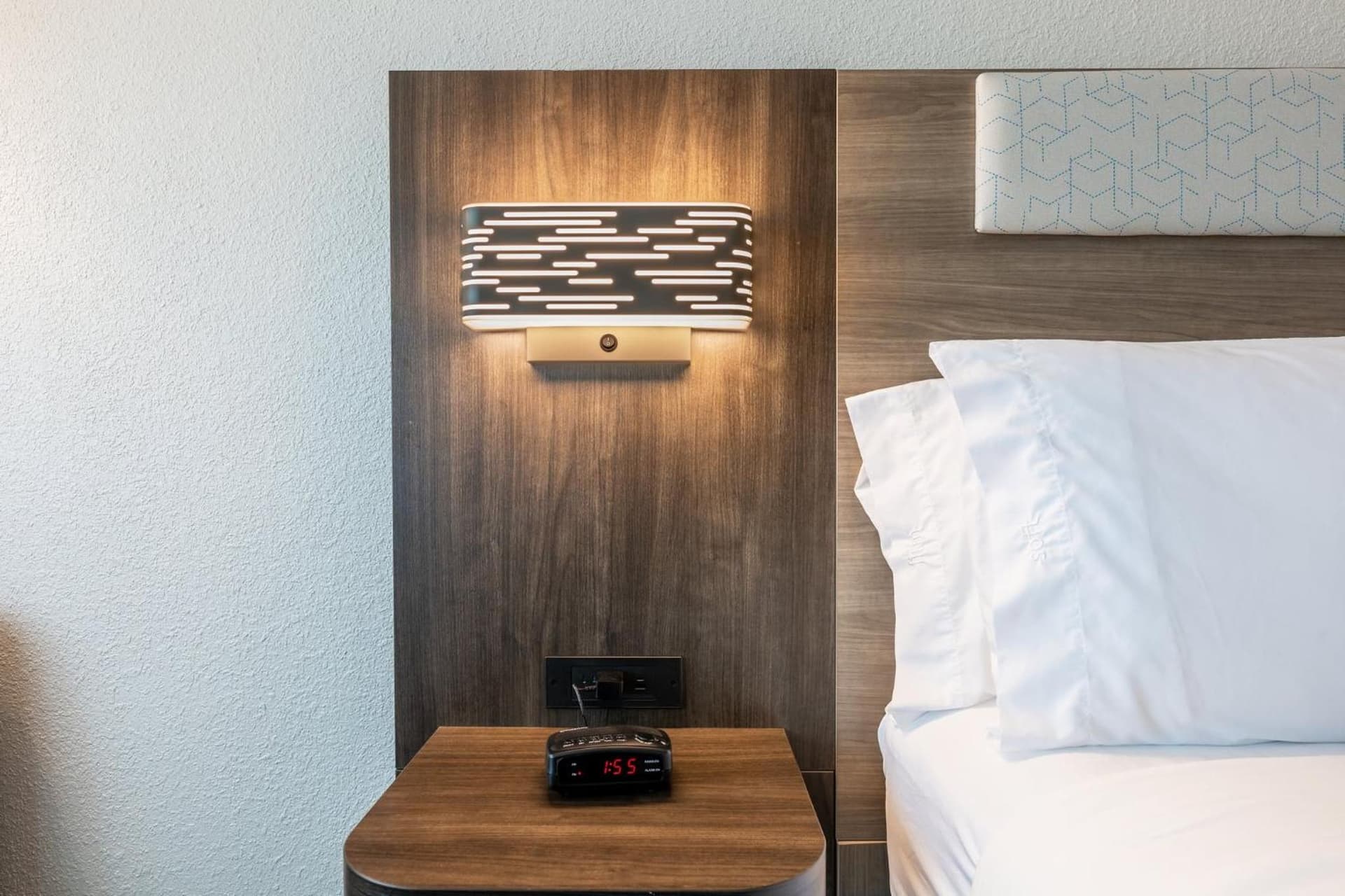Holiday Inn Express Van Nuys