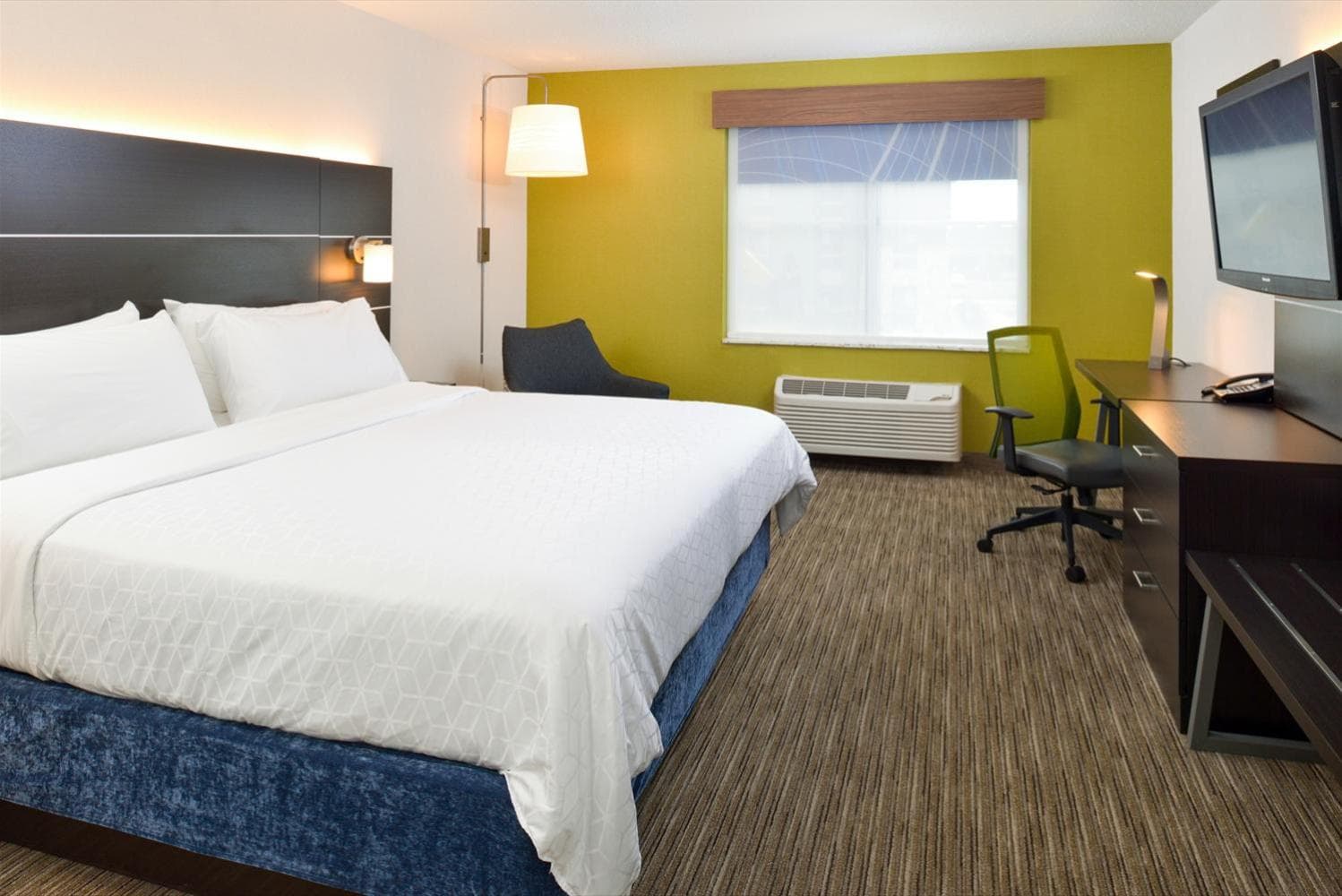 Holiday Inn Express Wixom, an IHG Hotel