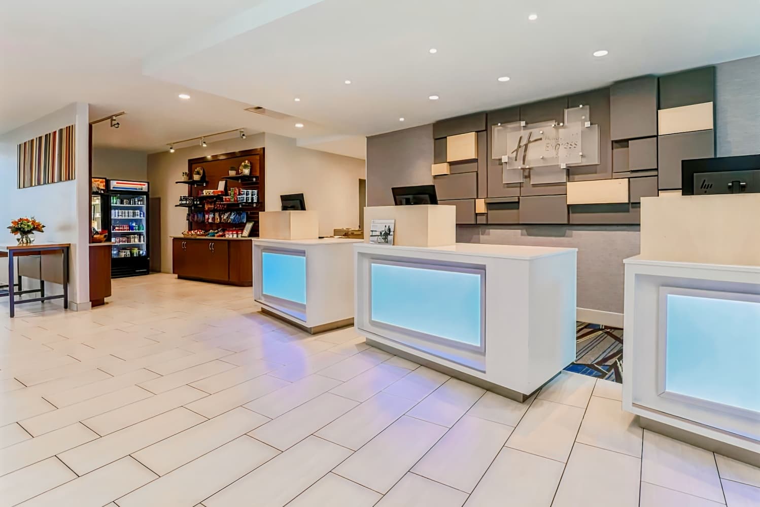 Holiday Inn Express Fort Worth Downtown