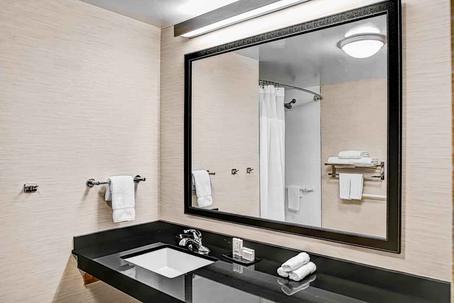 Fairfield Inn & Suites by Marriott Los Angeles LAX/El Segundo
