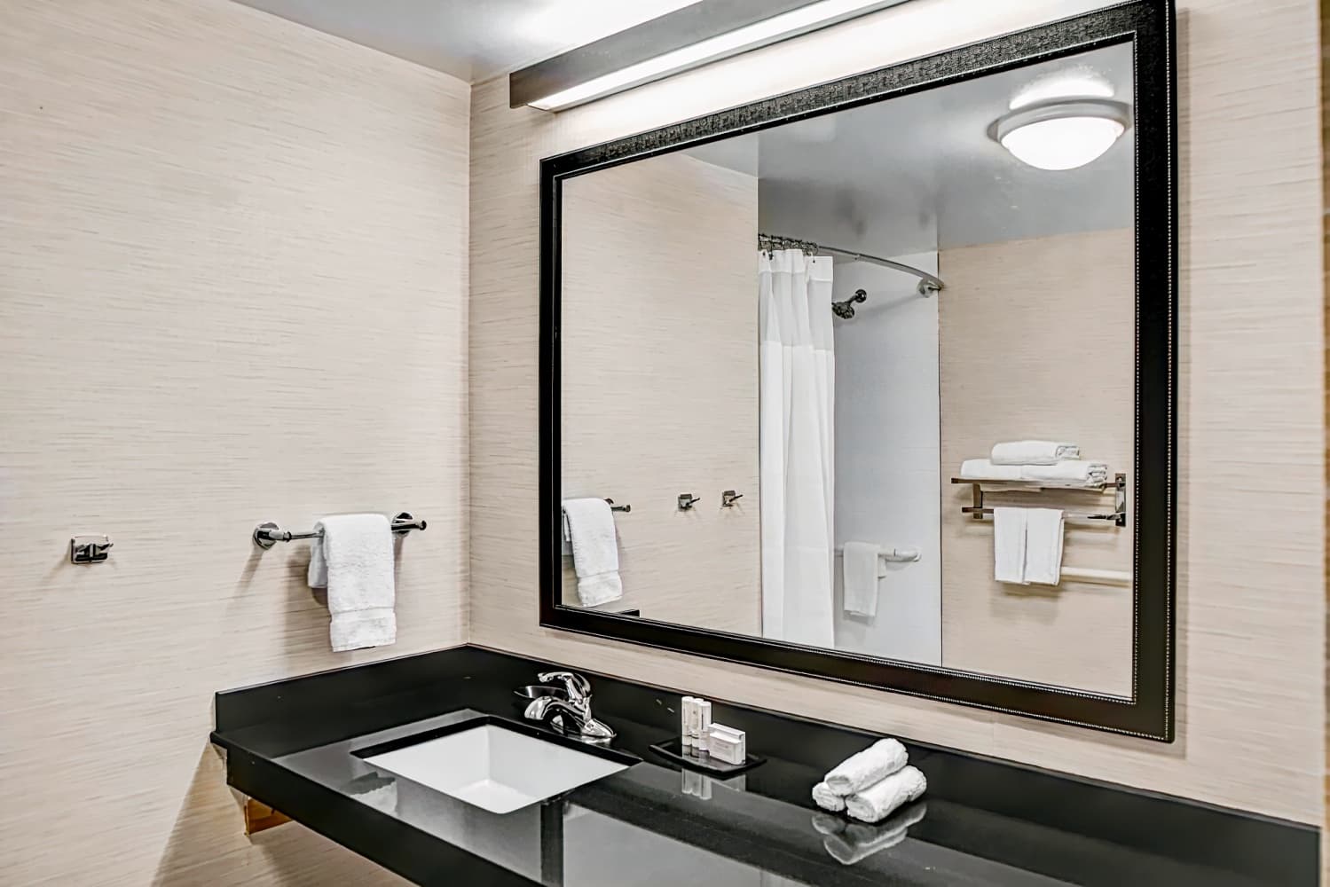 Fairfield Inn & Suites by Marriott Los Angeles LAX/El Segundo