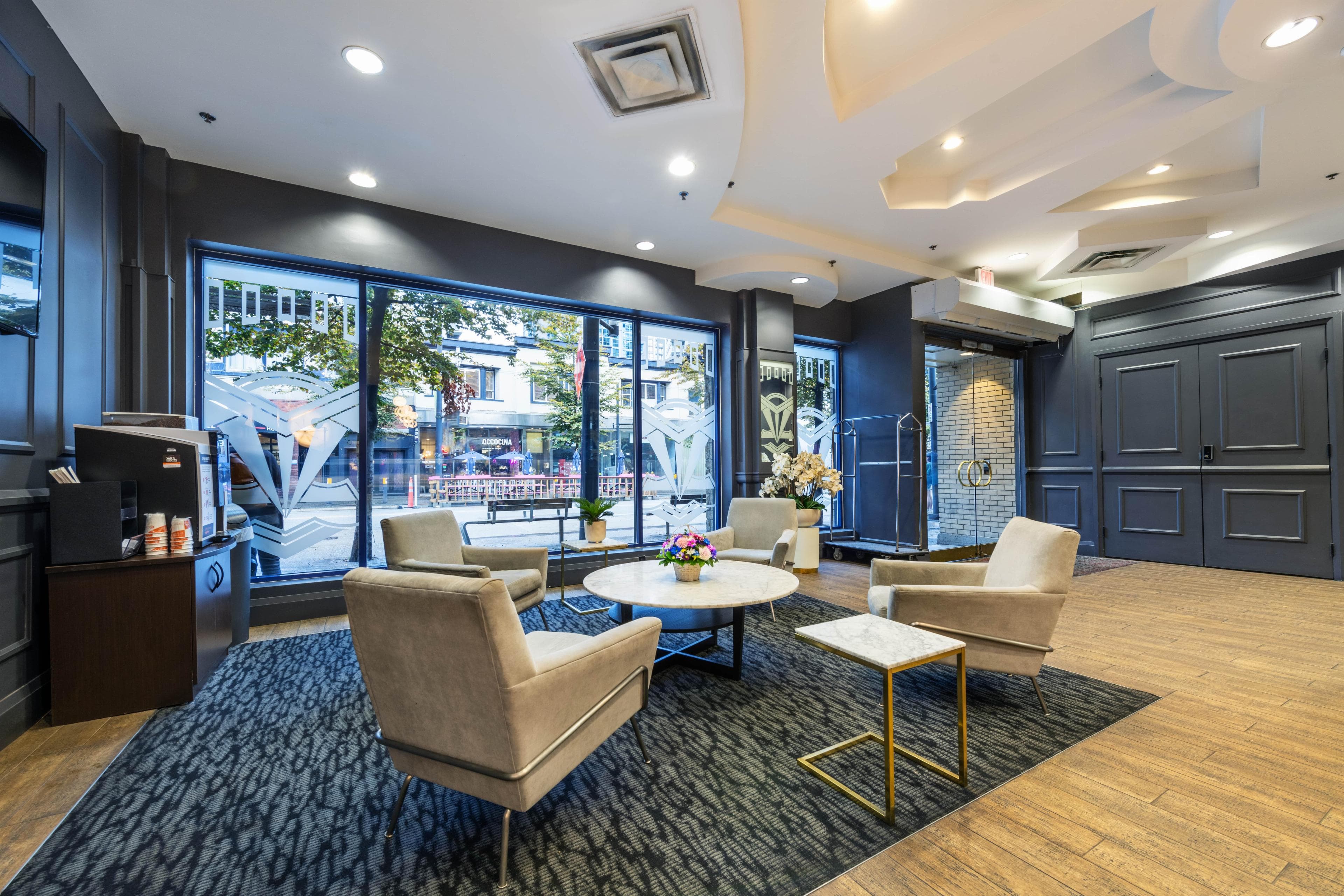 Quality Inn & Suites Downtown Vancouver