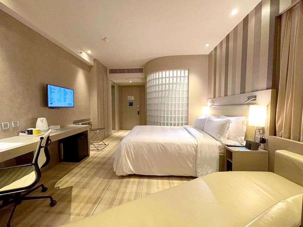 Holiday Inn Express Hong Kong Mongkok, an IHG Hotel