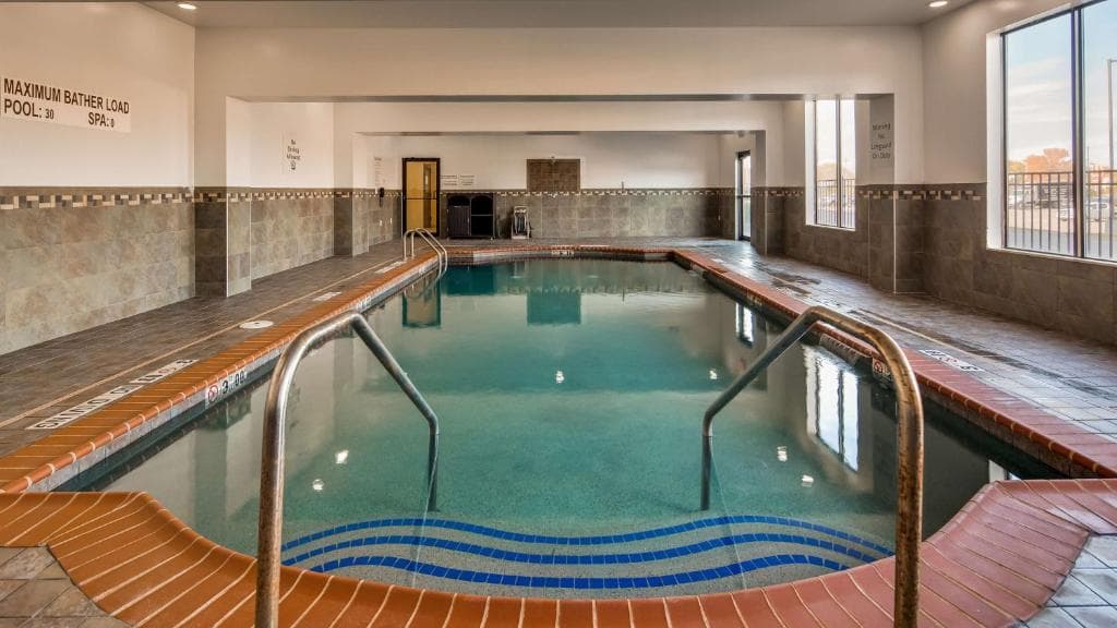 Best Western St. Louis Airport North Hotel & Suites