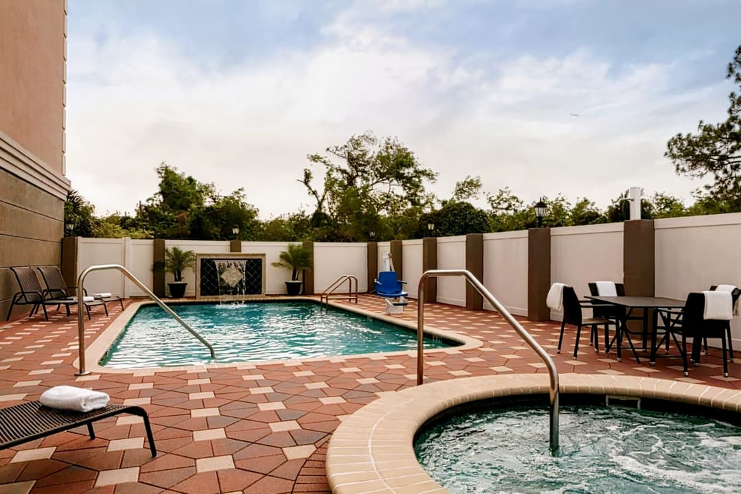 Country Inn & Suites by Radisson, Tampa Airport North