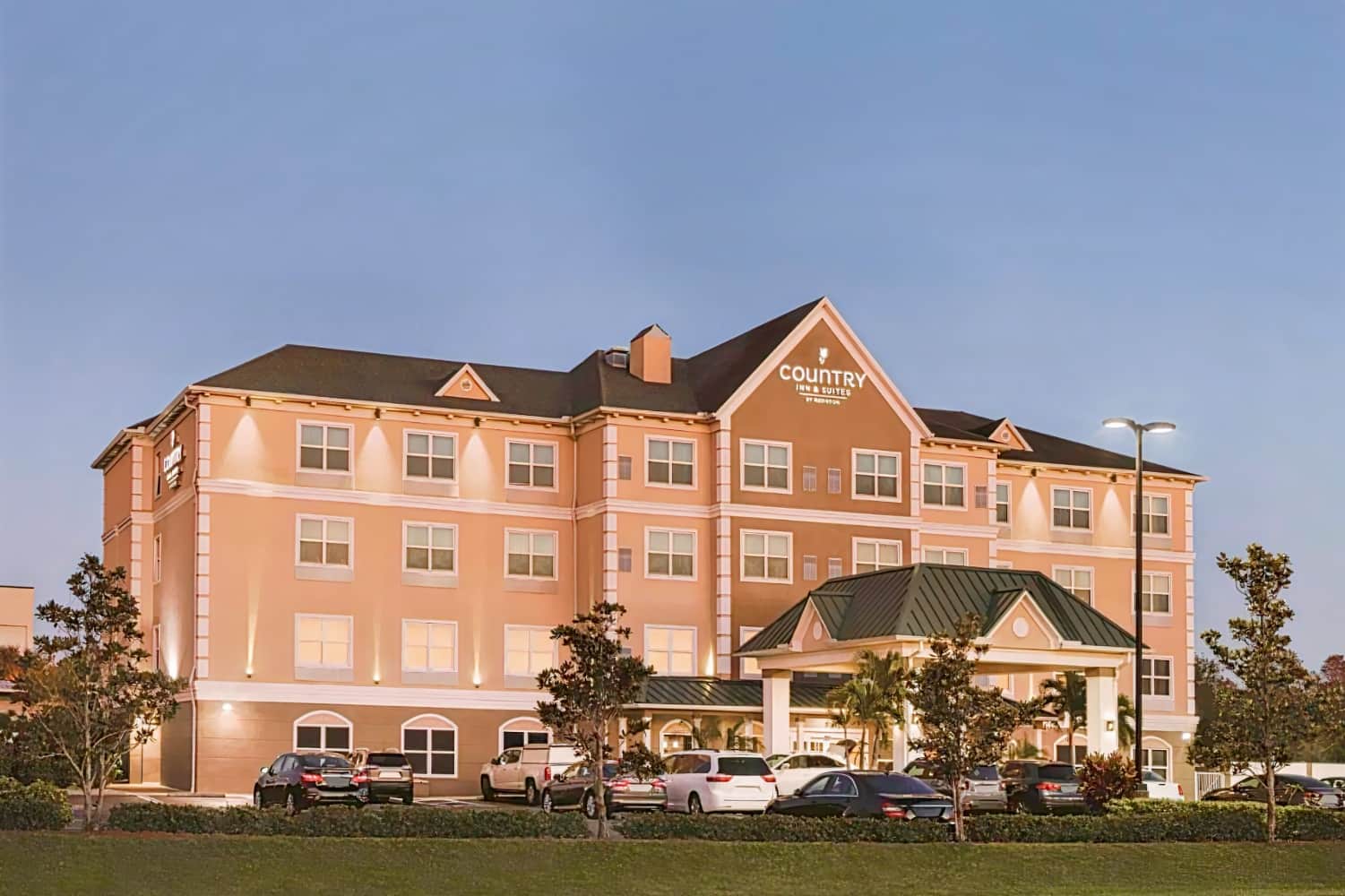 Country Inn & Suites by Radisson, Tampa Airport North