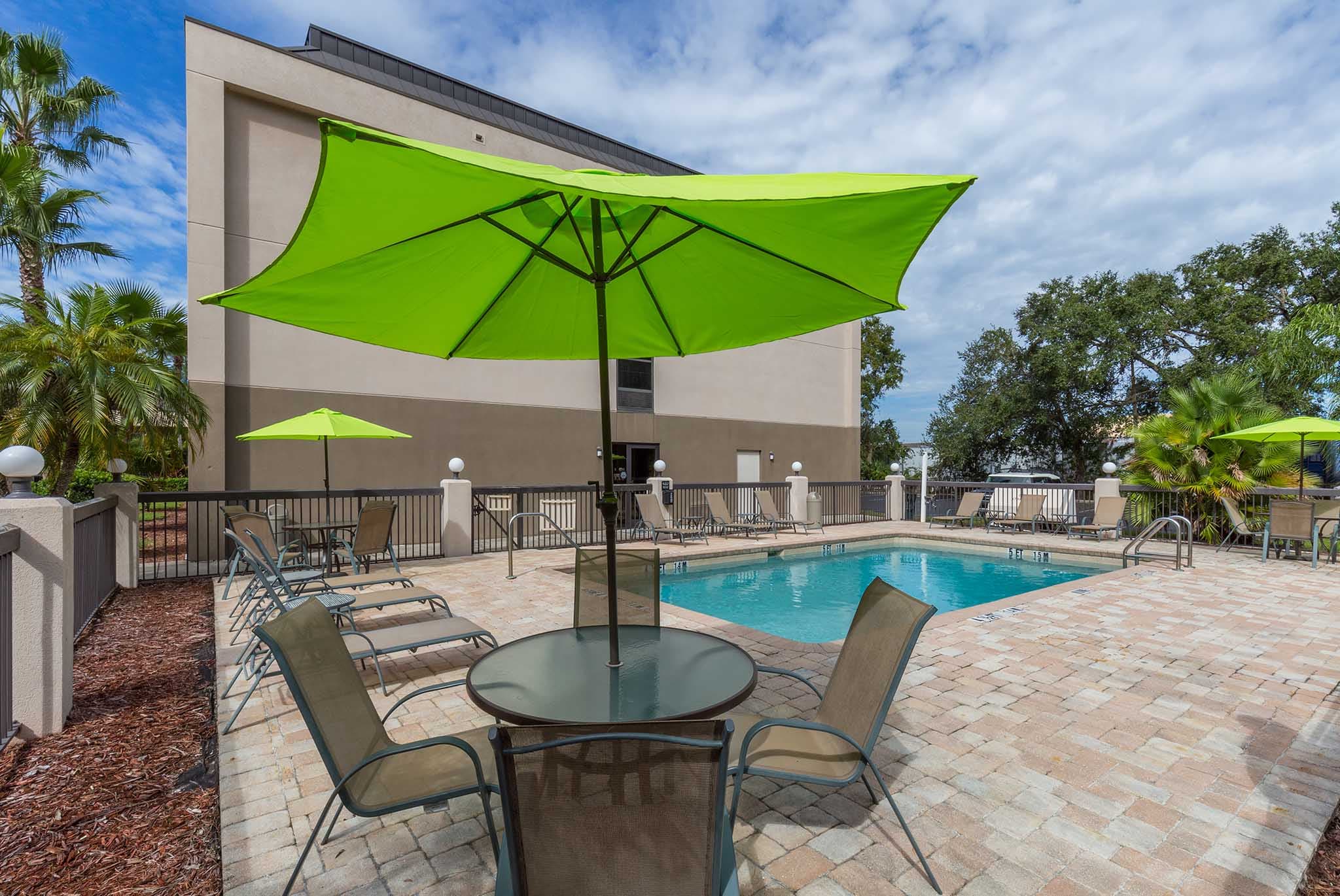 Brandon Center Hotel