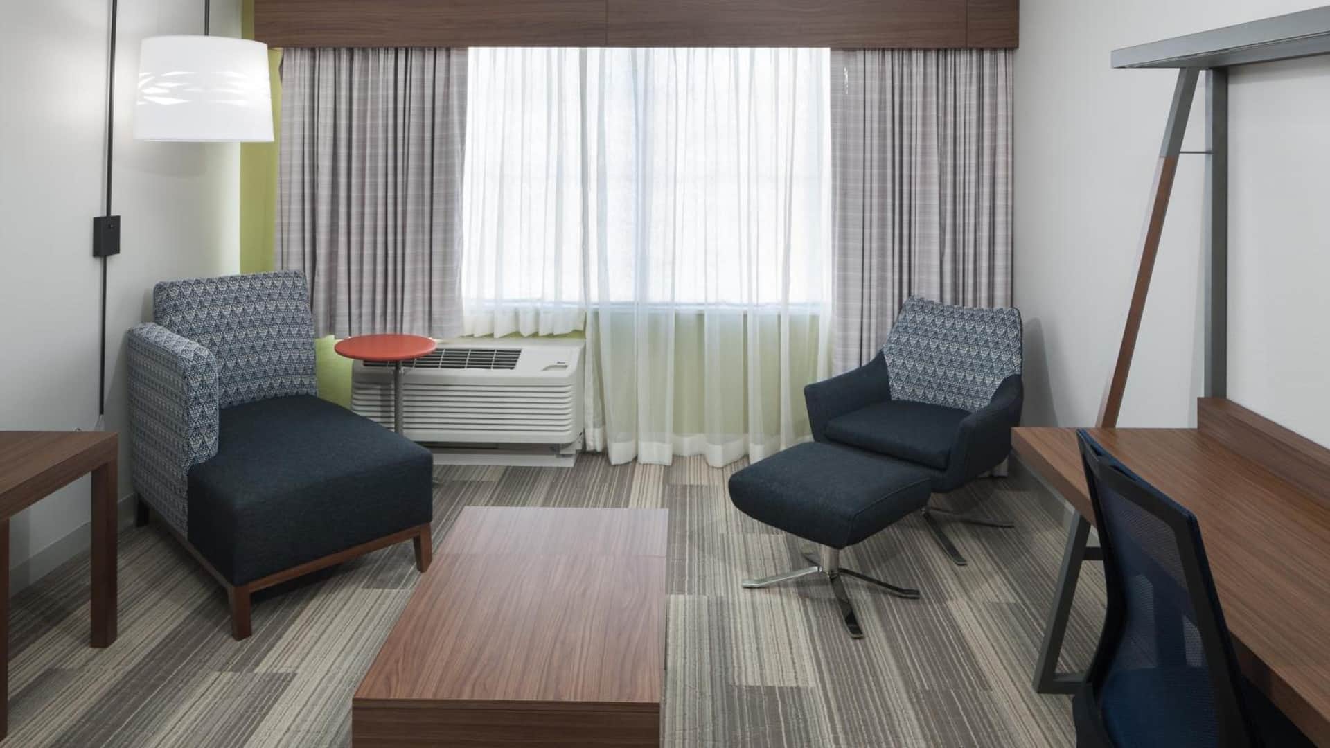 Holiday Inn Express & Suites Orlando At Seaworld, an IHG Hotel