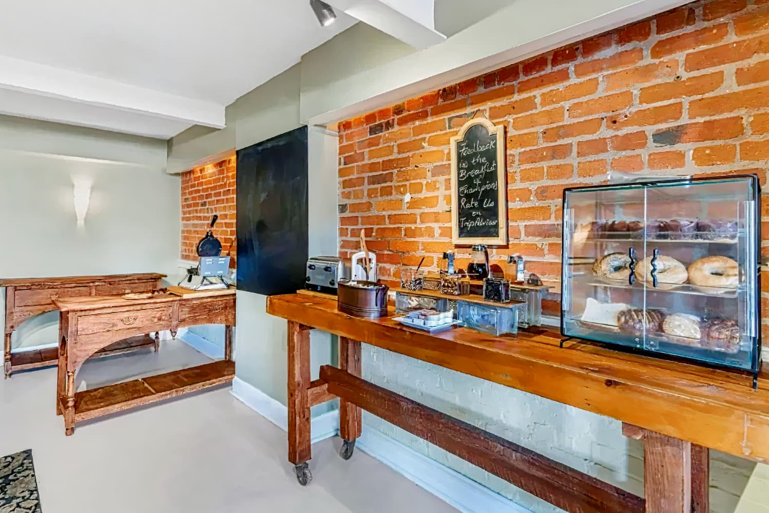 Admiral Fell Inn, Ascend Hotel Collection