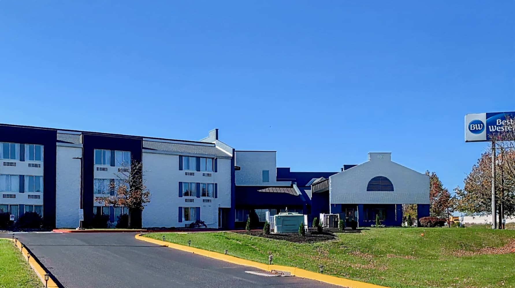 Best Western Carlisle Southwest - Private Reserve
