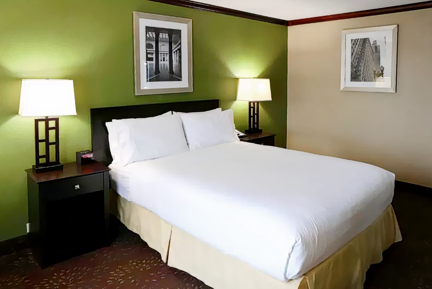 Holiday Inn Chicago Oakbrook