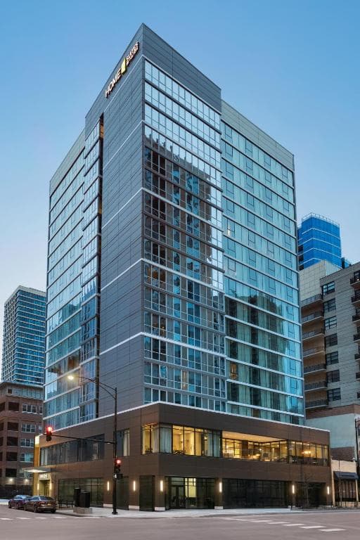 Home2 Suites by Hilton Chicago River North