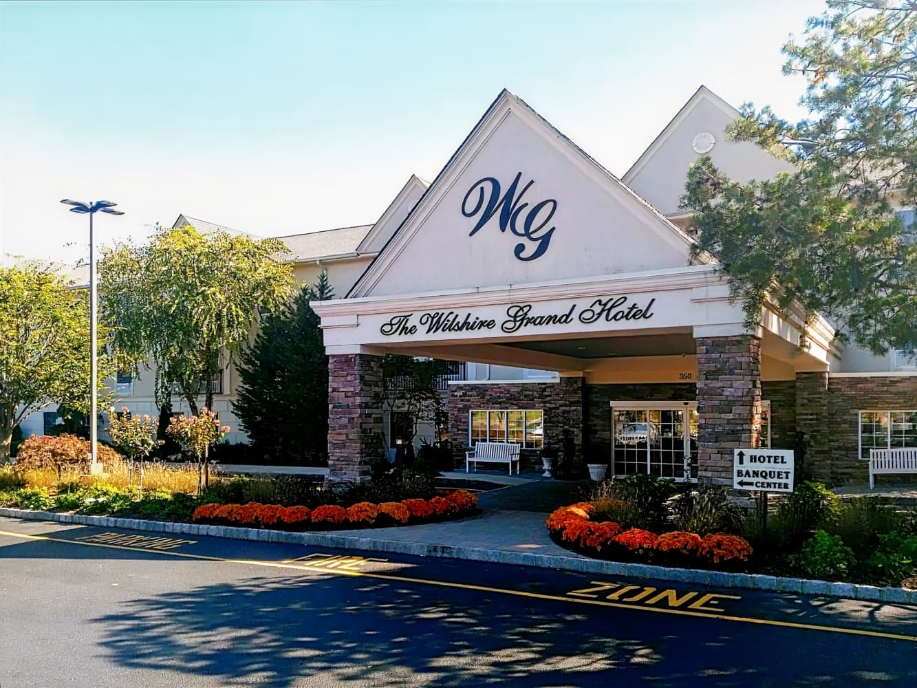 The Wilshire Grand Hotel