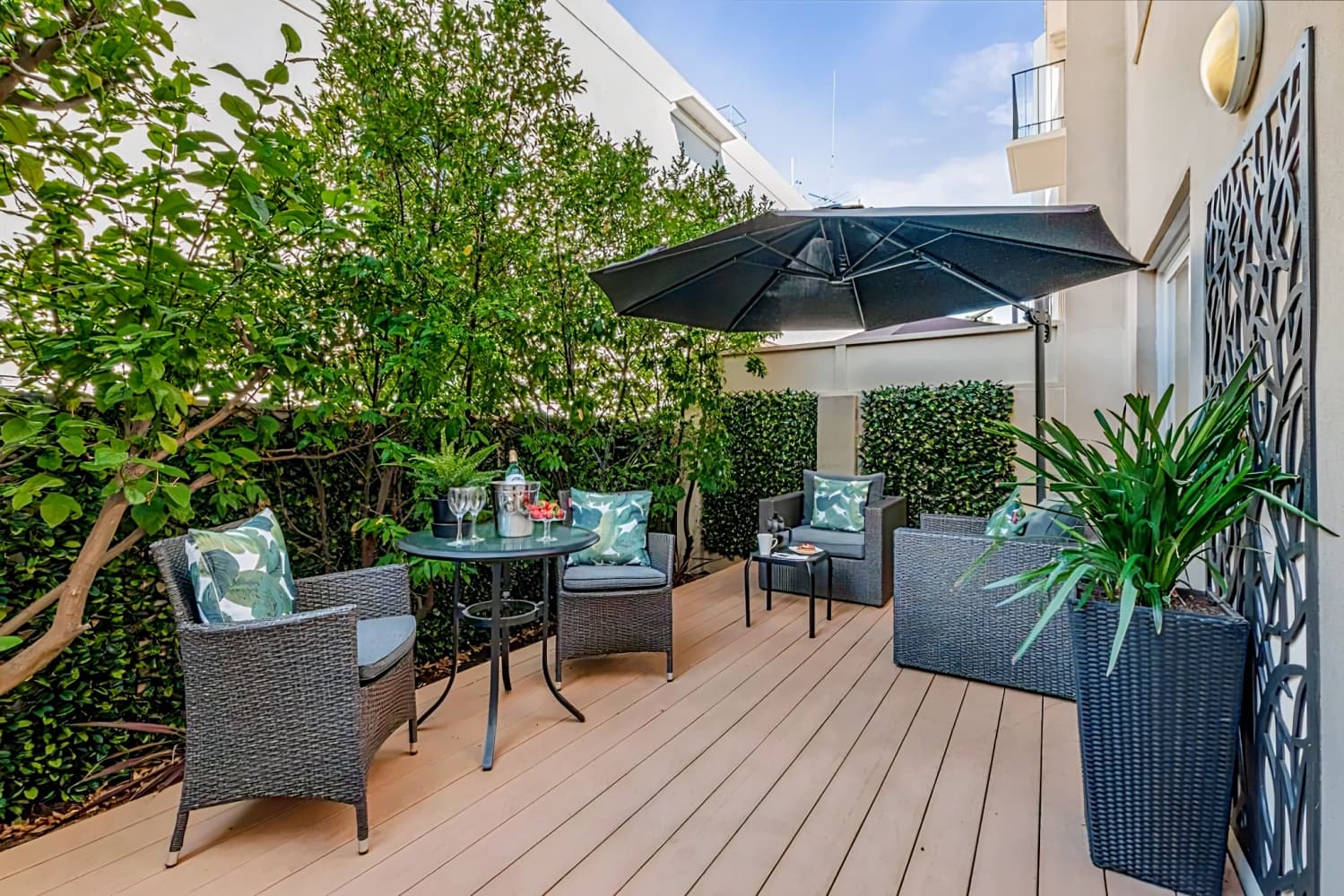 The Peninsula Riverside Serviced Apartments