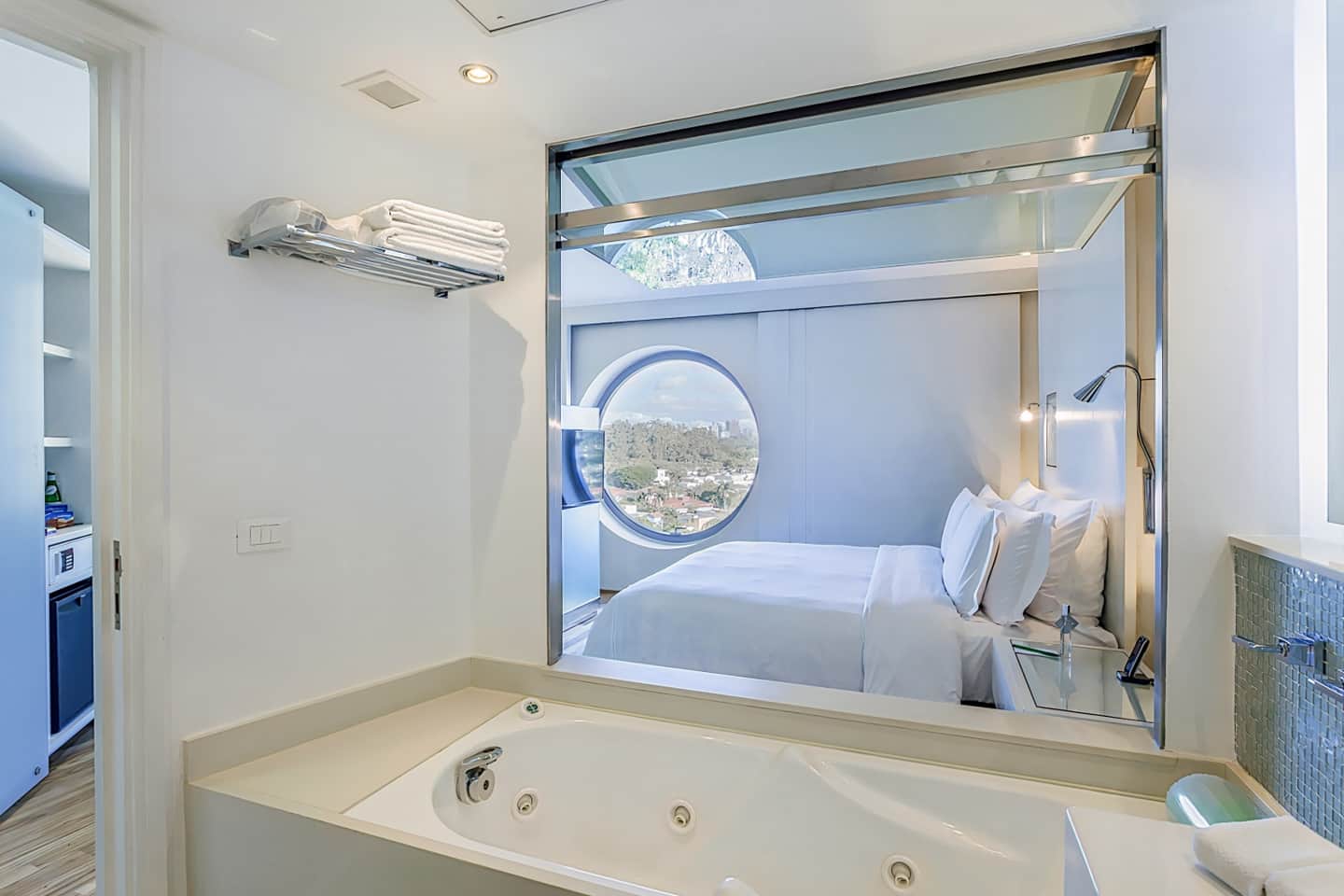 Hotel Unique