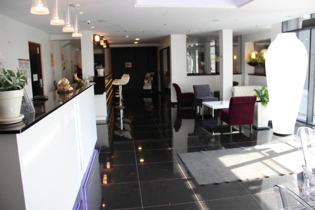 Kyriad Saint Quentin en Yvelines Montigny