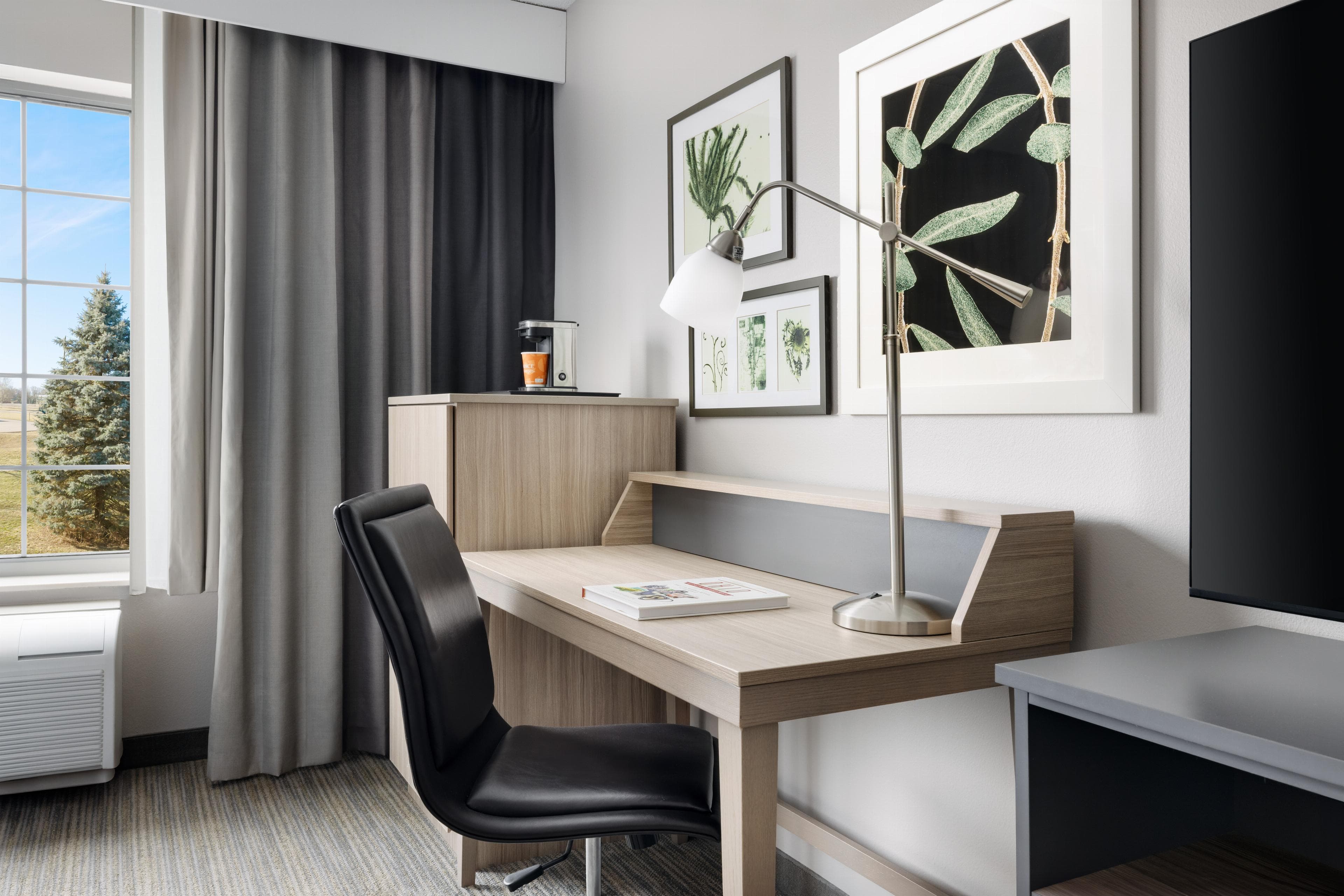 Country Inn & Suites by Radisson, Springfield, OH