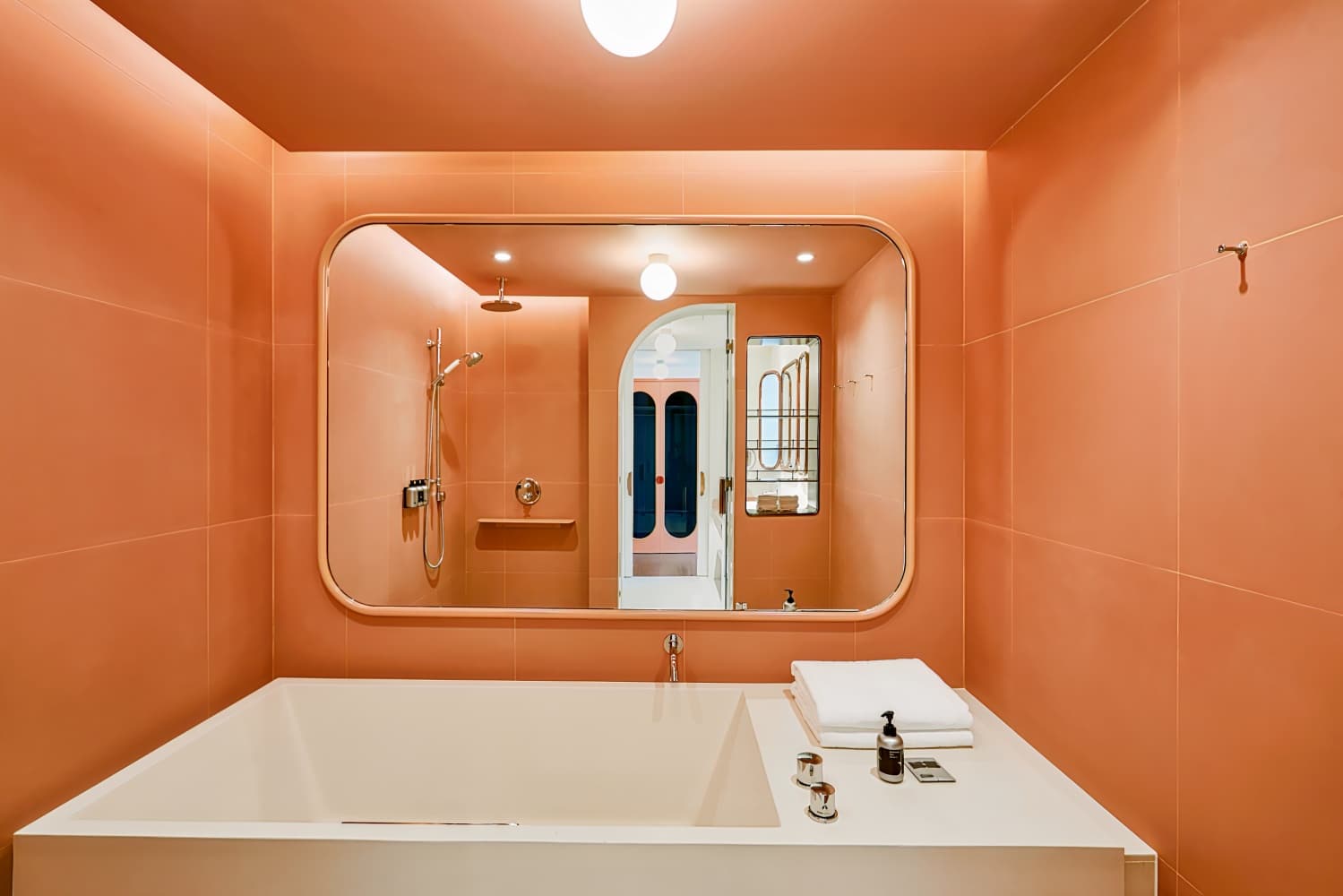 The Standard, Bangkok Mahanakhon