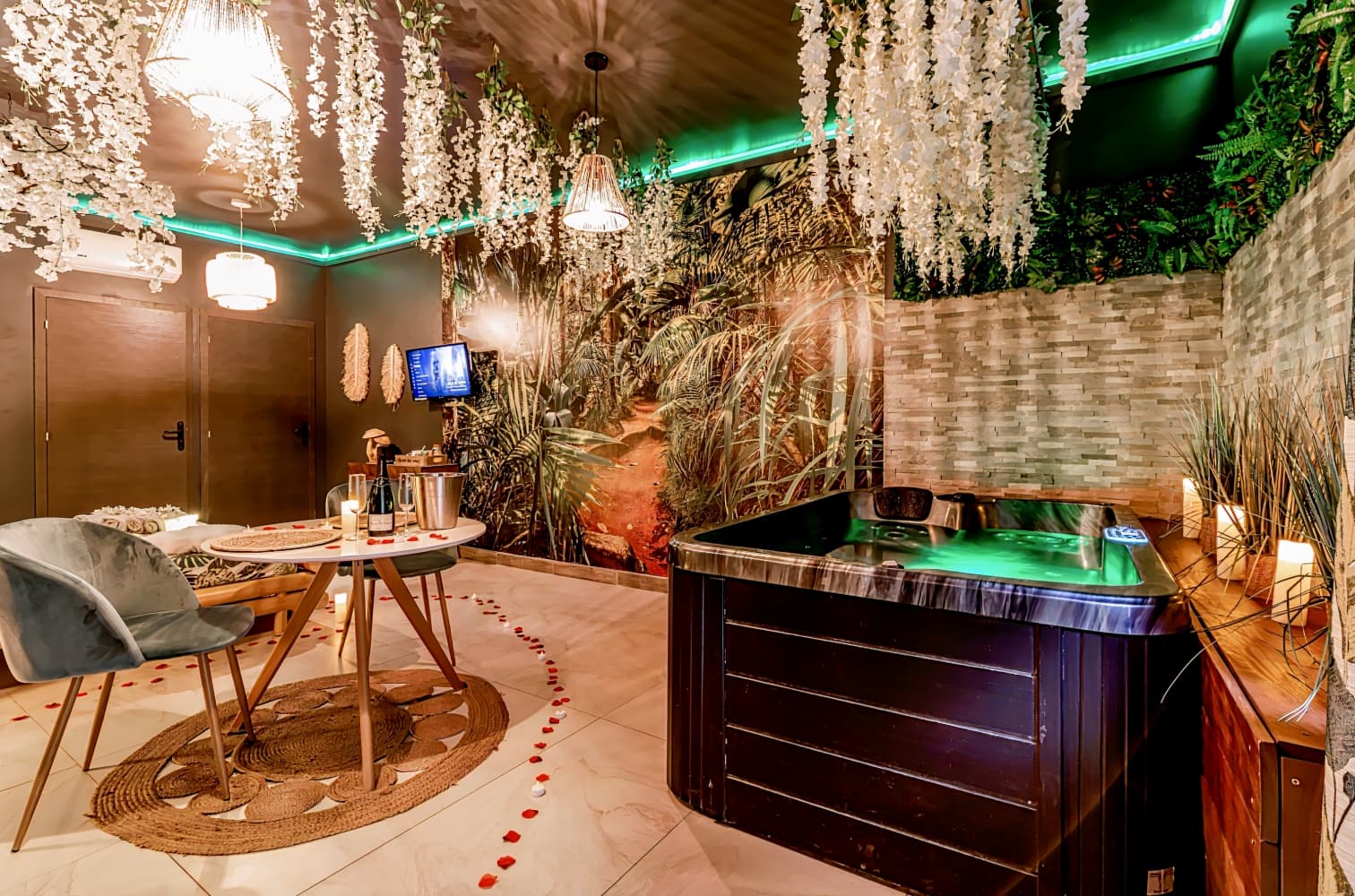 Sweet Dreams Jacuzzi