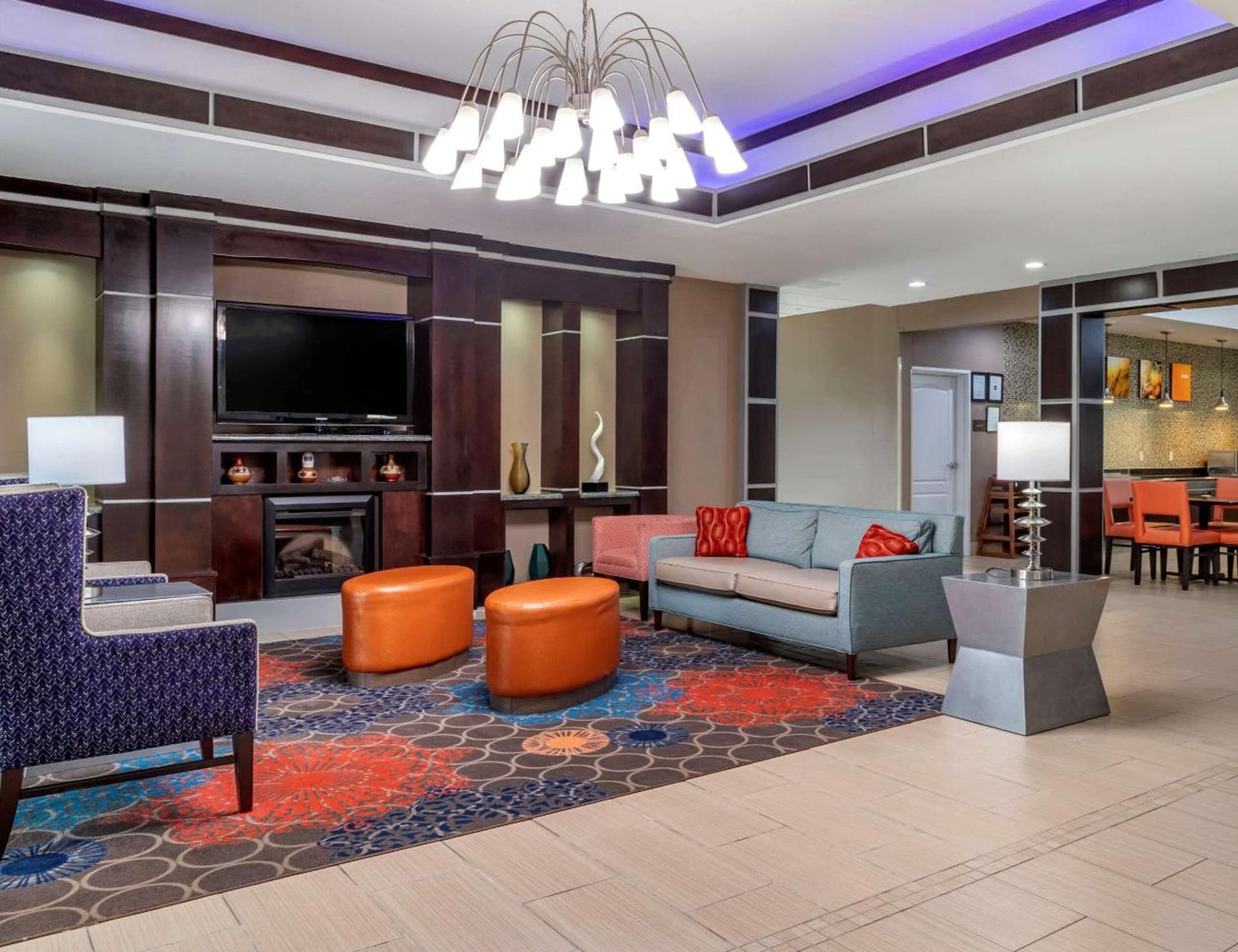 Comfort Inn & Suites Cleveland, Texas