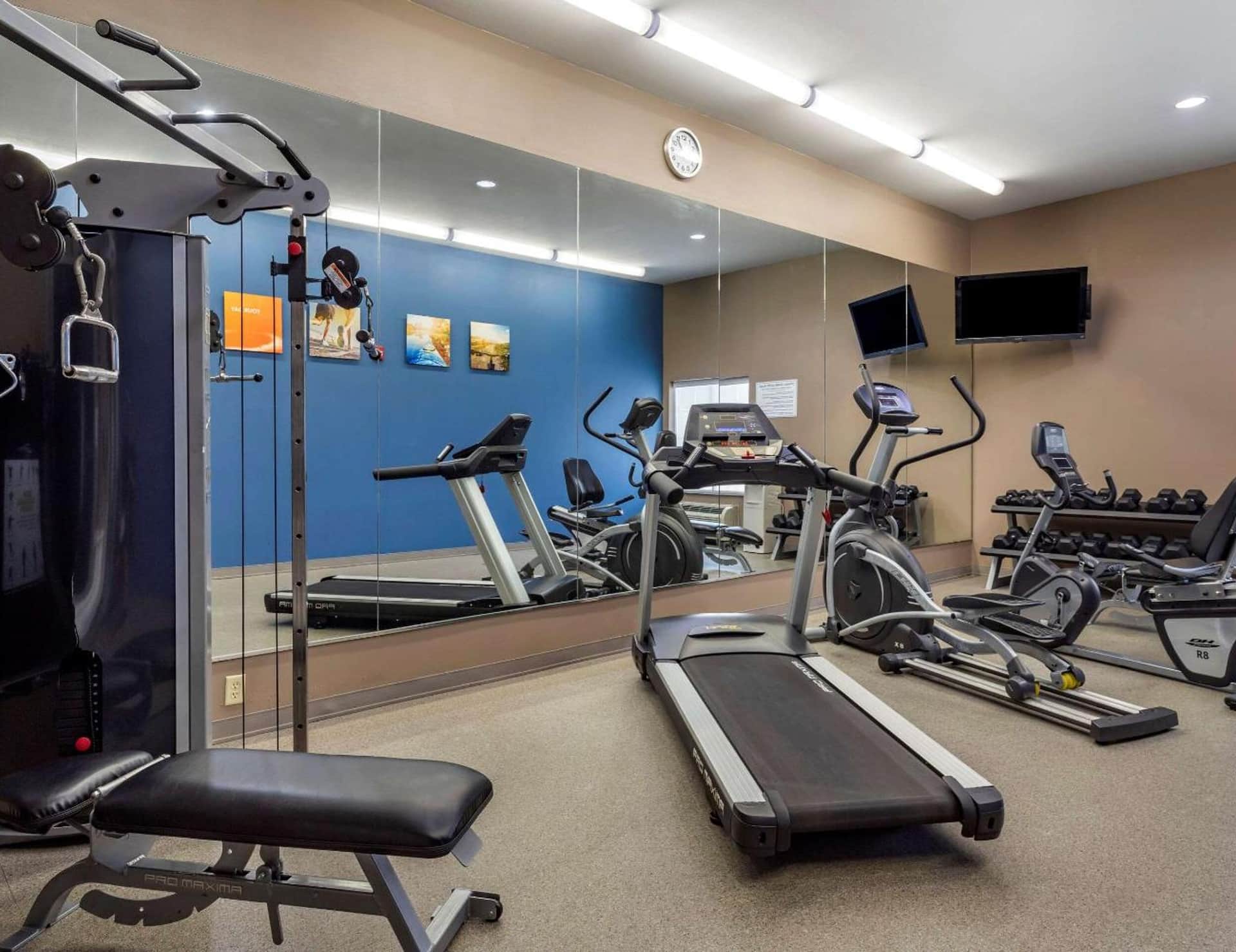Comfort Inn & Suites Cleveland, Texas